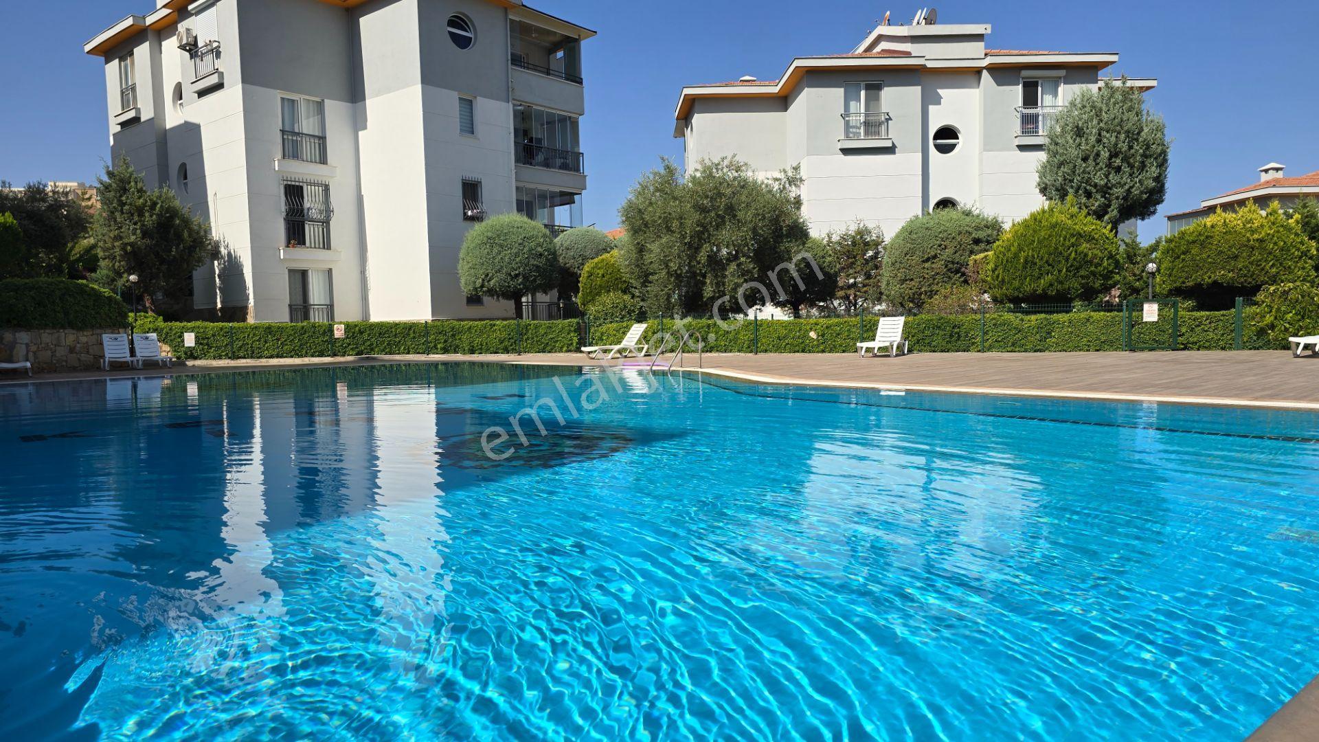 Kuşadası Marina’da Deniz Manzaralı Satılık 5+2 Geniş Çatı Dubleksi - Görsel 29