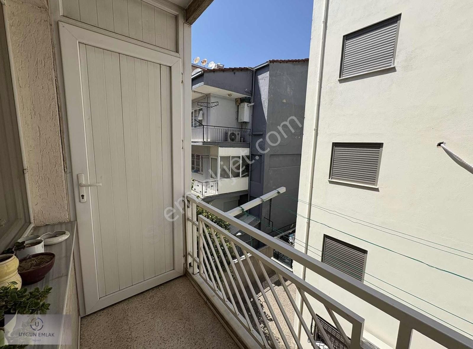 Buca Güven Mah.'de Vali Rahmi Okulu Yakını 3+1 Satılık Daire - Görsel 9