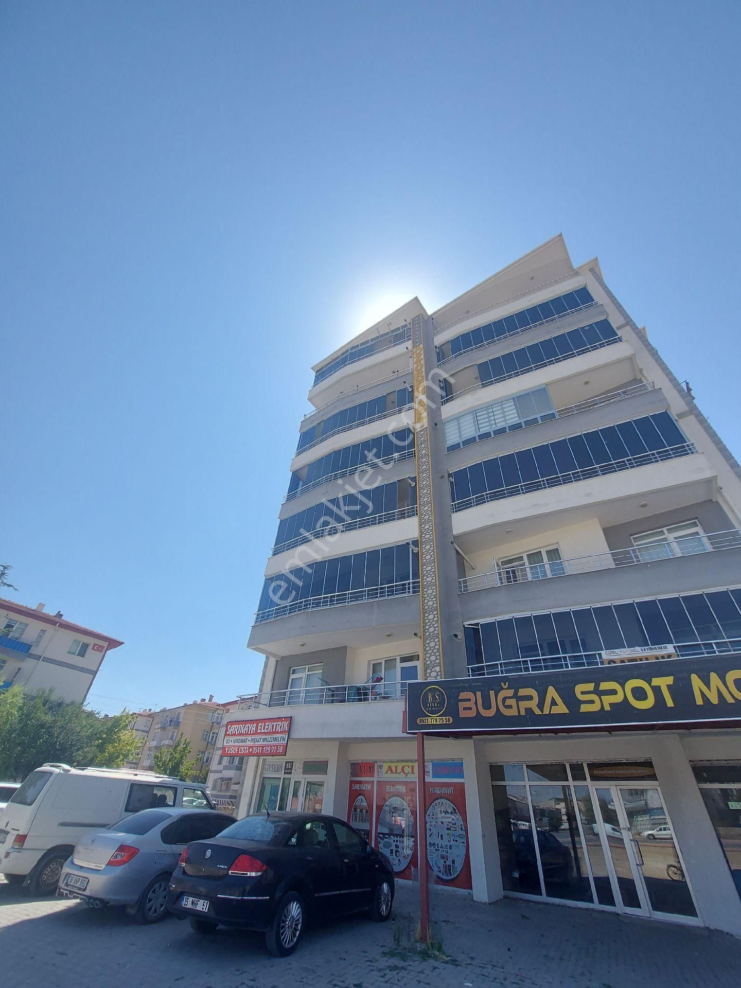 Tried- Kayabaşı Mah. 3+1 Lüks Daire
