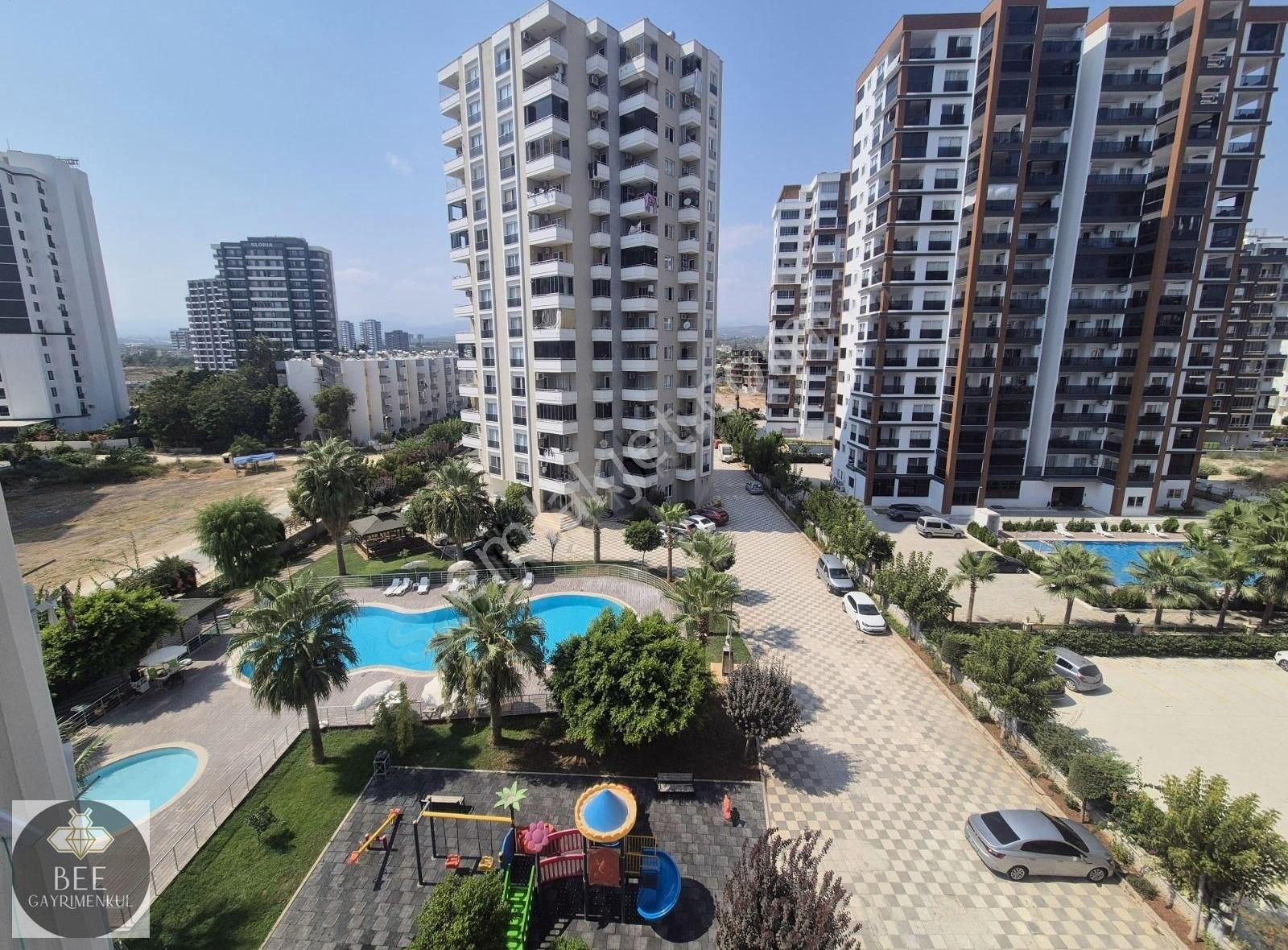 Bee'den 3+1 Geniş Oturumlu, Doğalgazlı, Bağımsız Mutfak