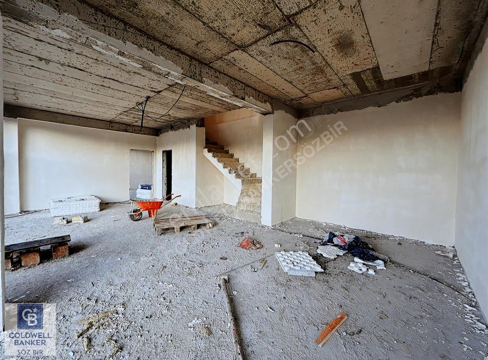 Reşadiyede Site İçi Müstakil Havuzlu 4+1 Satılık Villa - Görsel 25