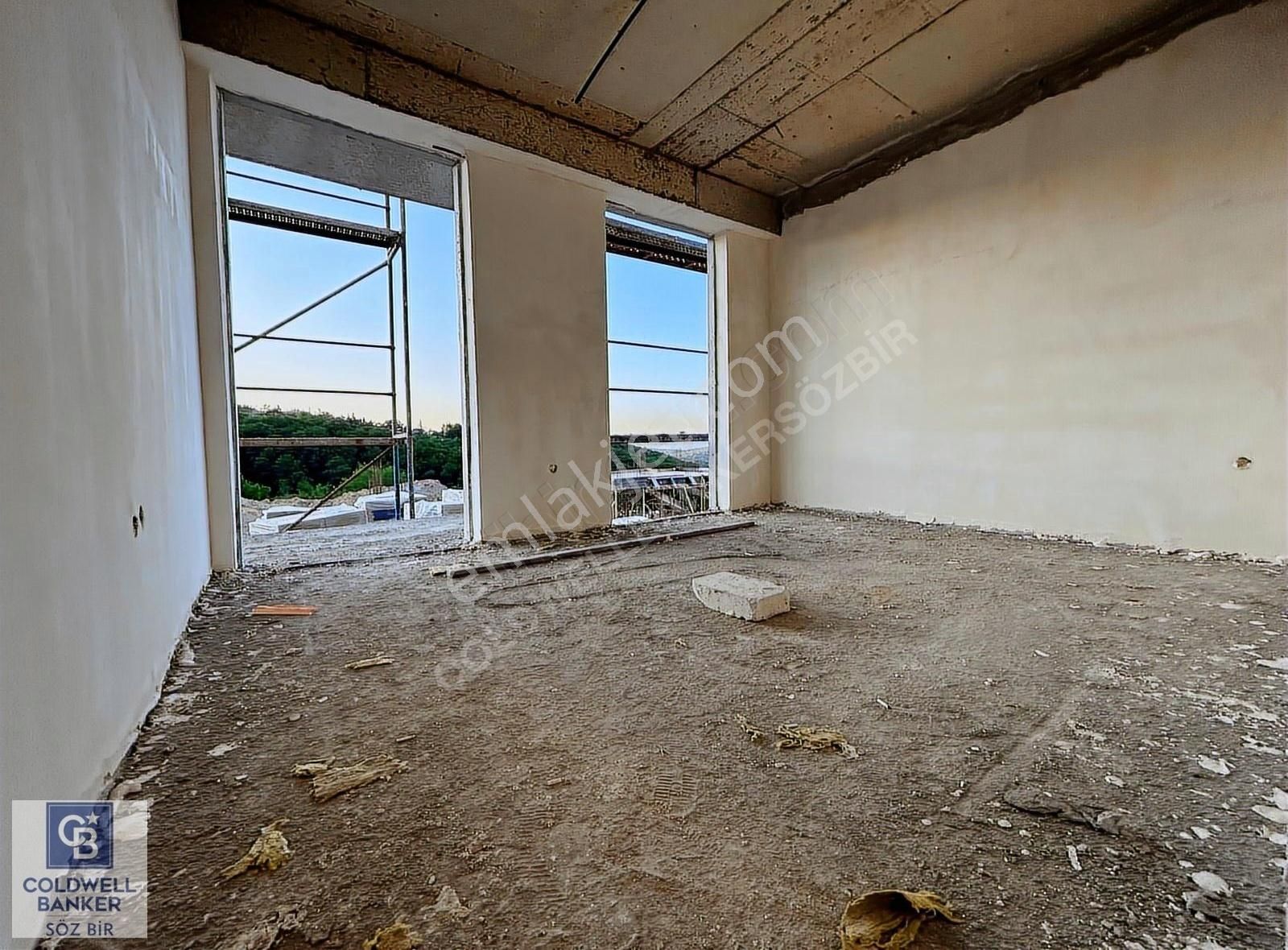 Reşadiyede Site İçi Müstakil Havuzlu 4+1 Satılık Villa - Görsel 6