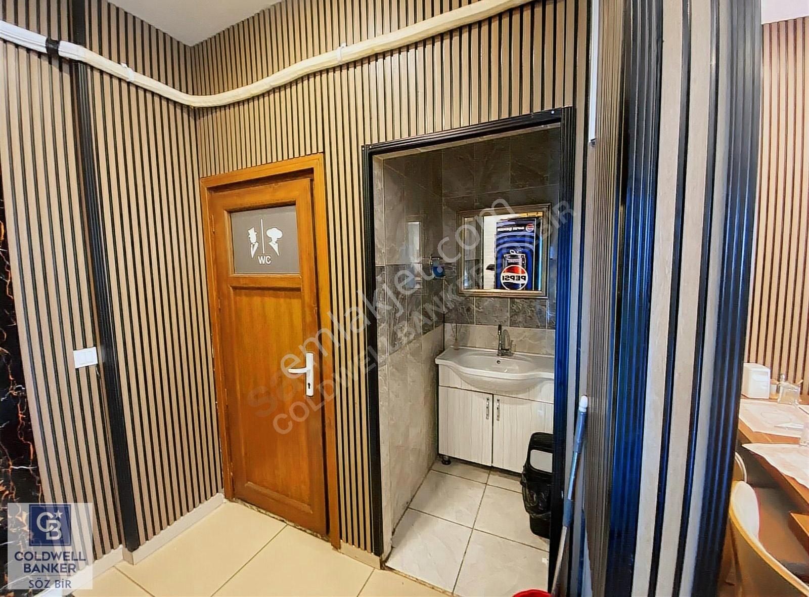 Ümraniye Namık Kemal Mahallesi Nde Cadde Üzeri Satılık Dükkan - Görsel 3