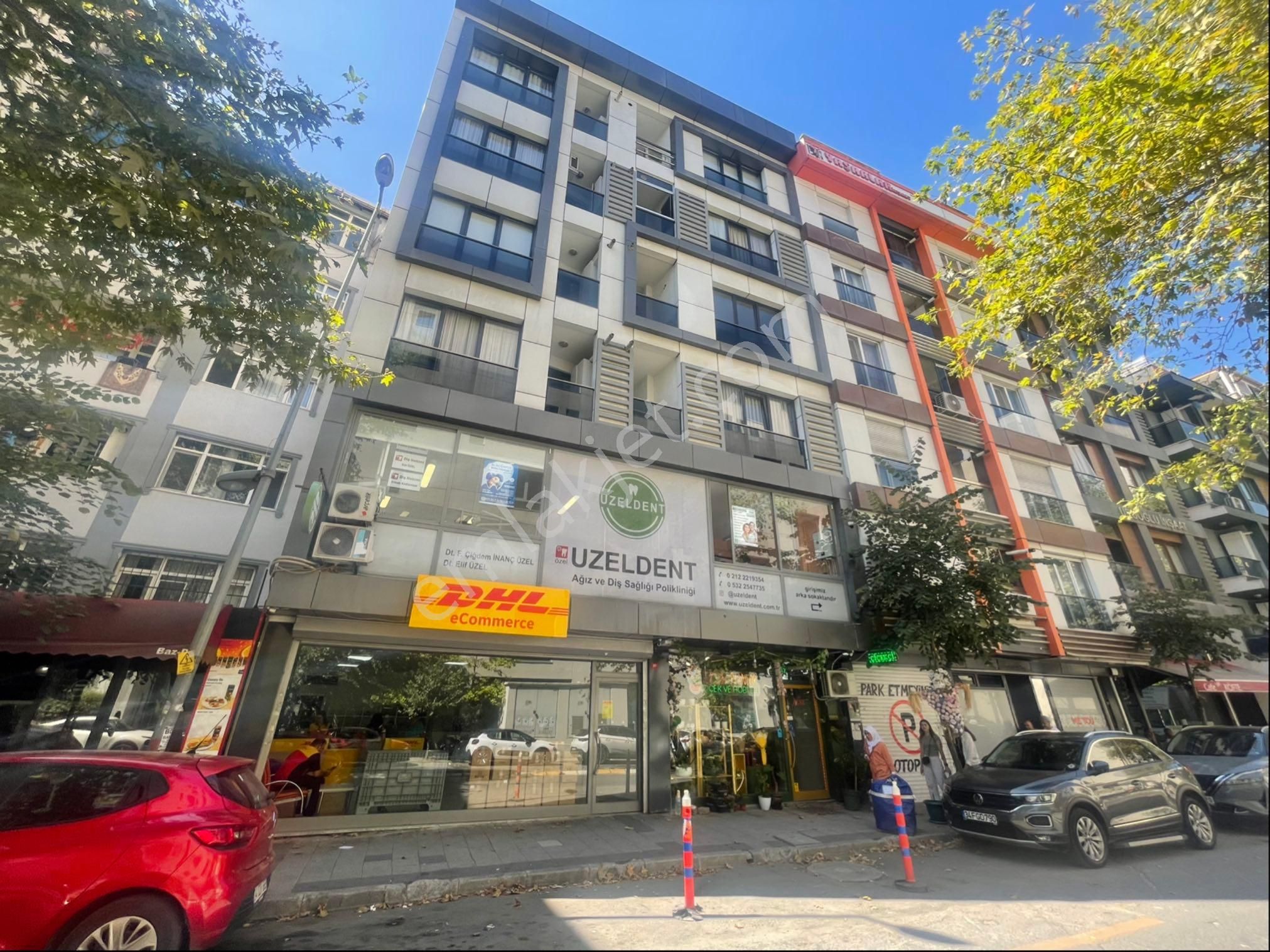 Kağıthane Merkezde Ana Caddede Kurumsal Kiracılı Mağaza