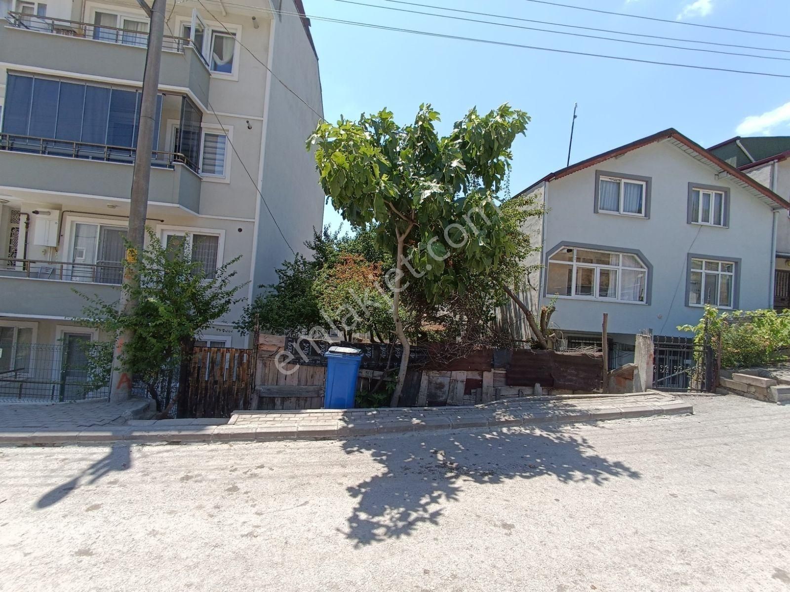 Enka Gayrimenkul Körfez Çamlıtepe Mahallesinde Satılık Arsa