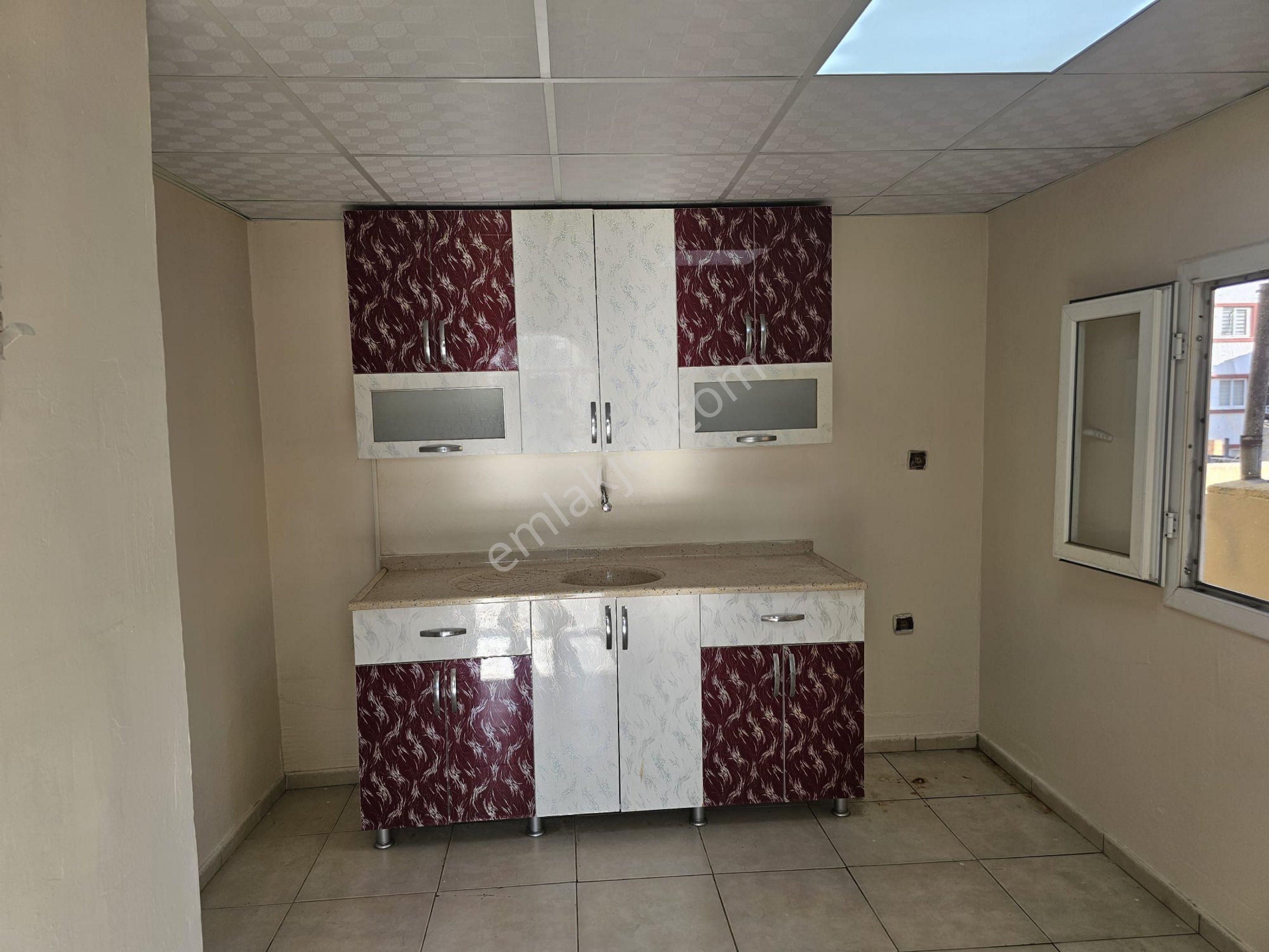 Barajyolu Hastaneler Kavşağında 1+1 Kiralık Daire