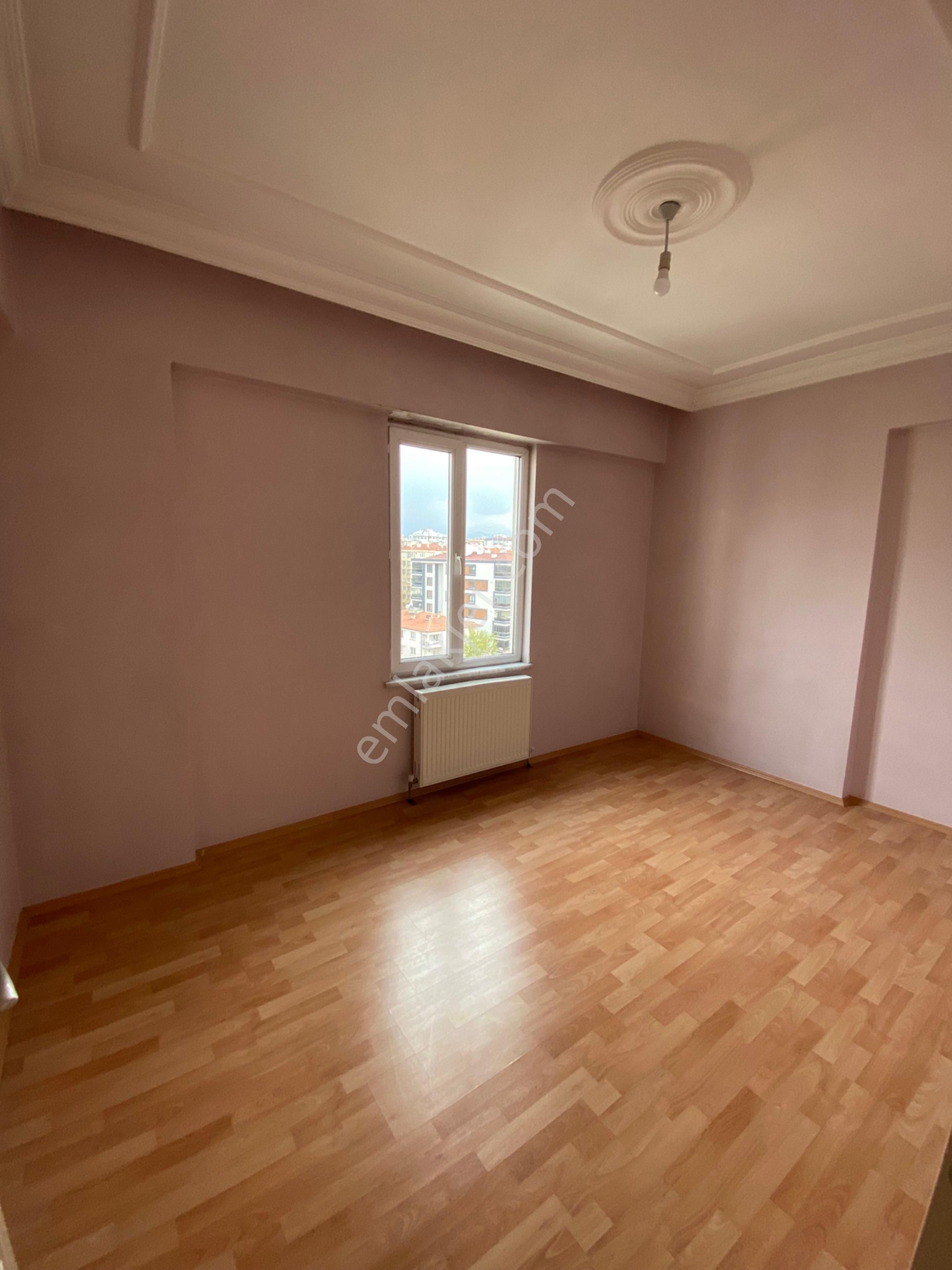 Merkezi Konum Tuna Life Avm İle Yan Yana - Görsel 9