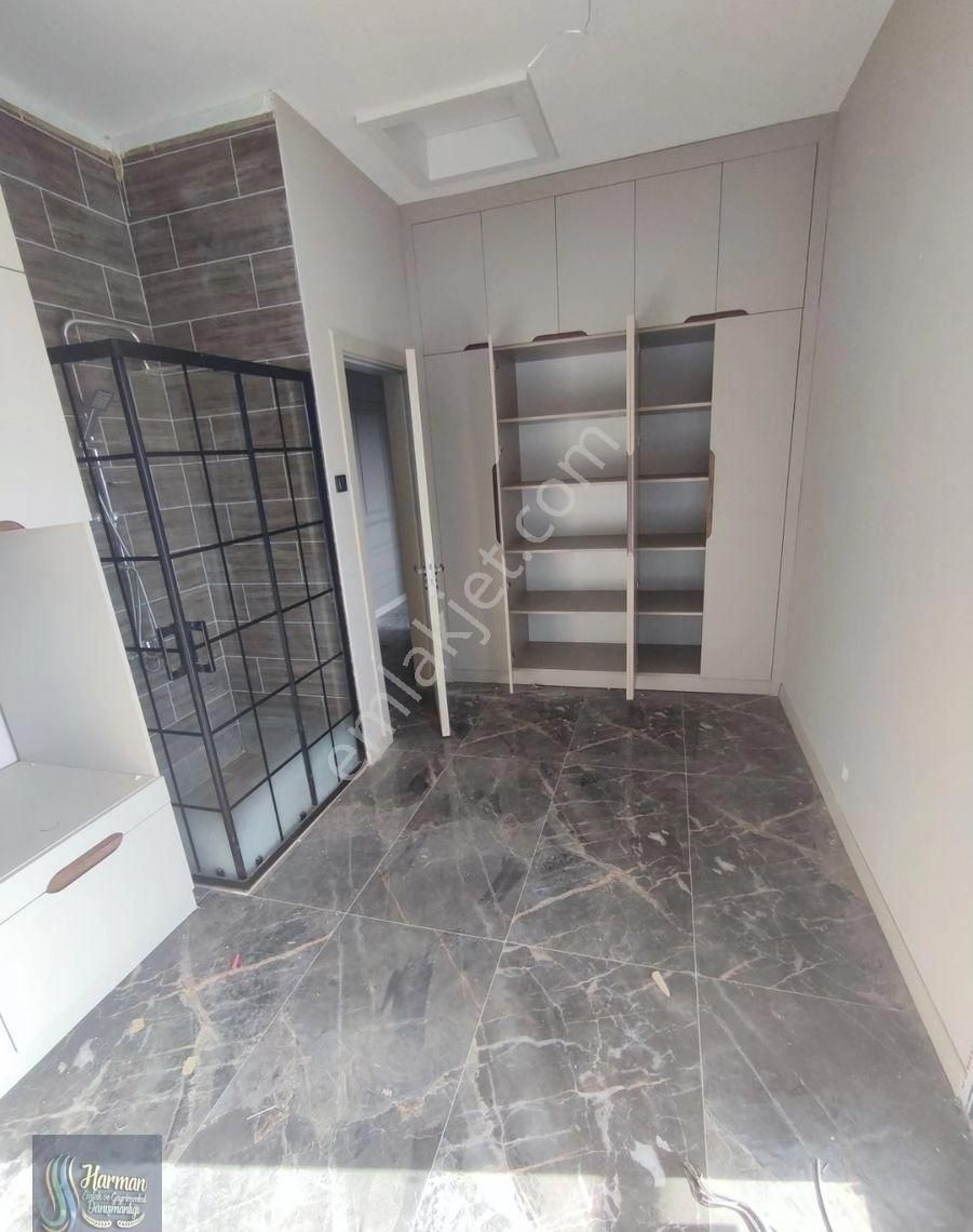 Batıkent'te Anahtar Teslim Sıfır Satılık İskanlı Villa - Görsel 21