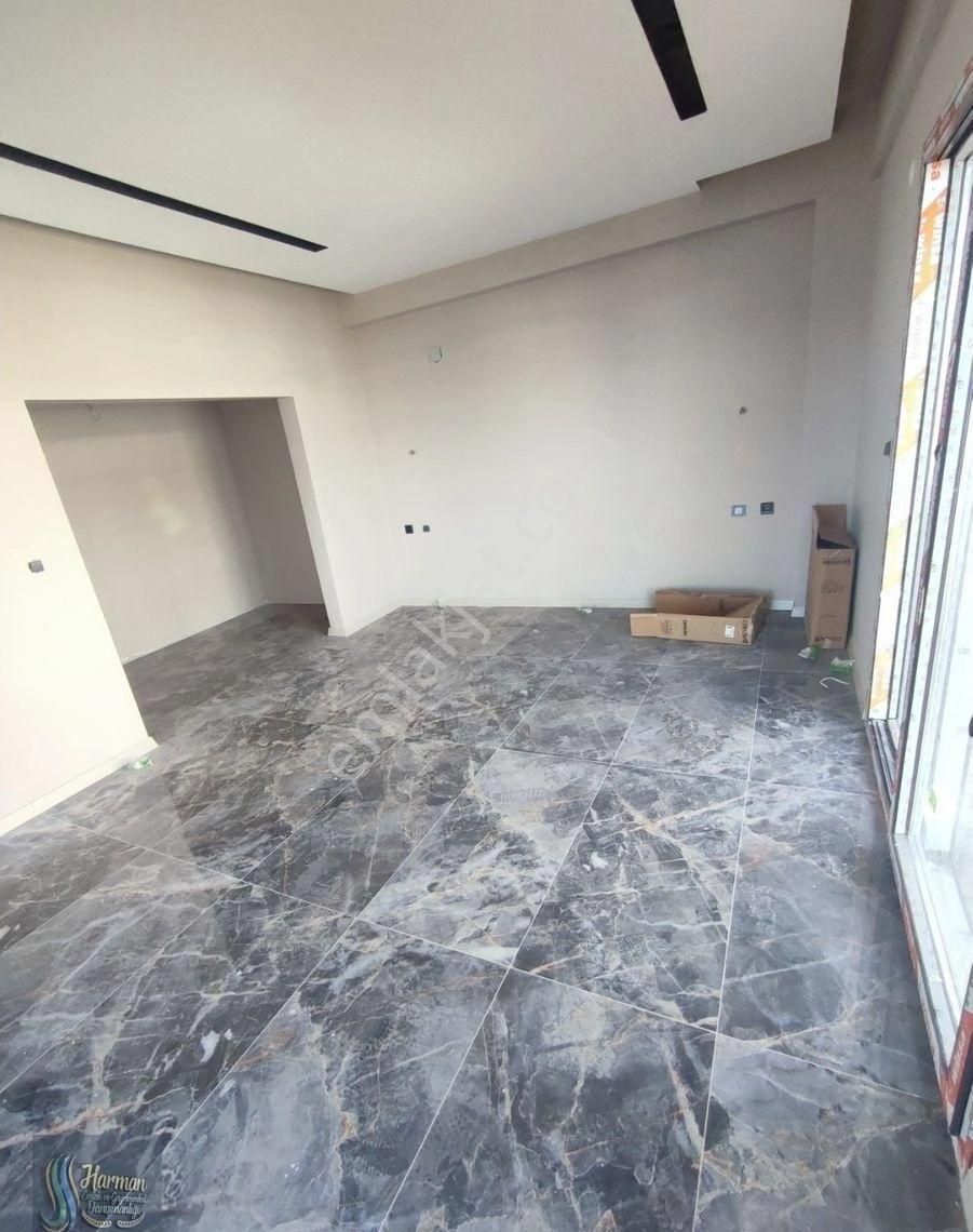 Batıkent'te Anahtar Teslim Sıfır Satılık İskanlı Villa - Görsel 27