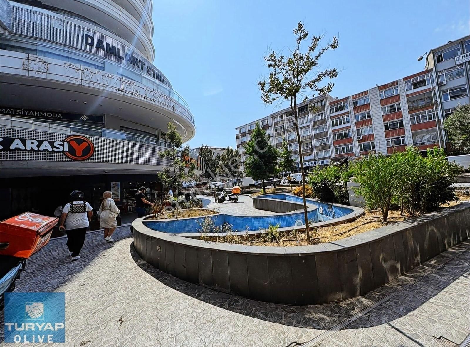 Real Merterde 2 Katlı Kiralık Boş Dükkan