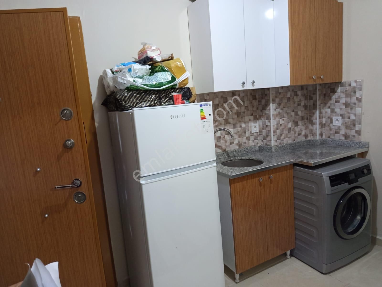 Sıfır Eşyalı Kiralık 2+0 Ara Kat Daire