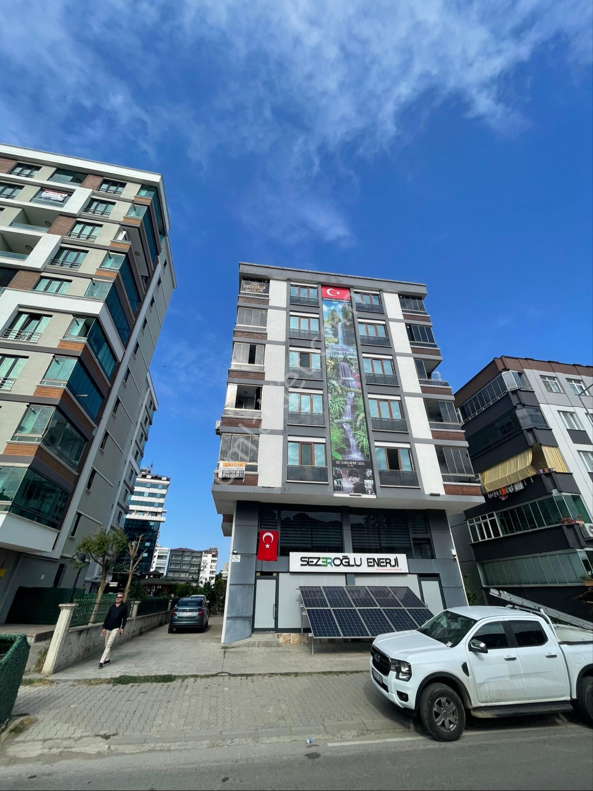 Yeni Mah.tramvaya Cephe Eşyasız Kiralıkm 2+1 Daire