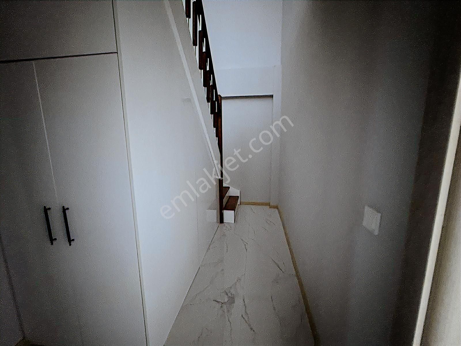 Çiftlikköy'de Deniz Manzaralı Satılık Dubleks Daire - Görsel 7