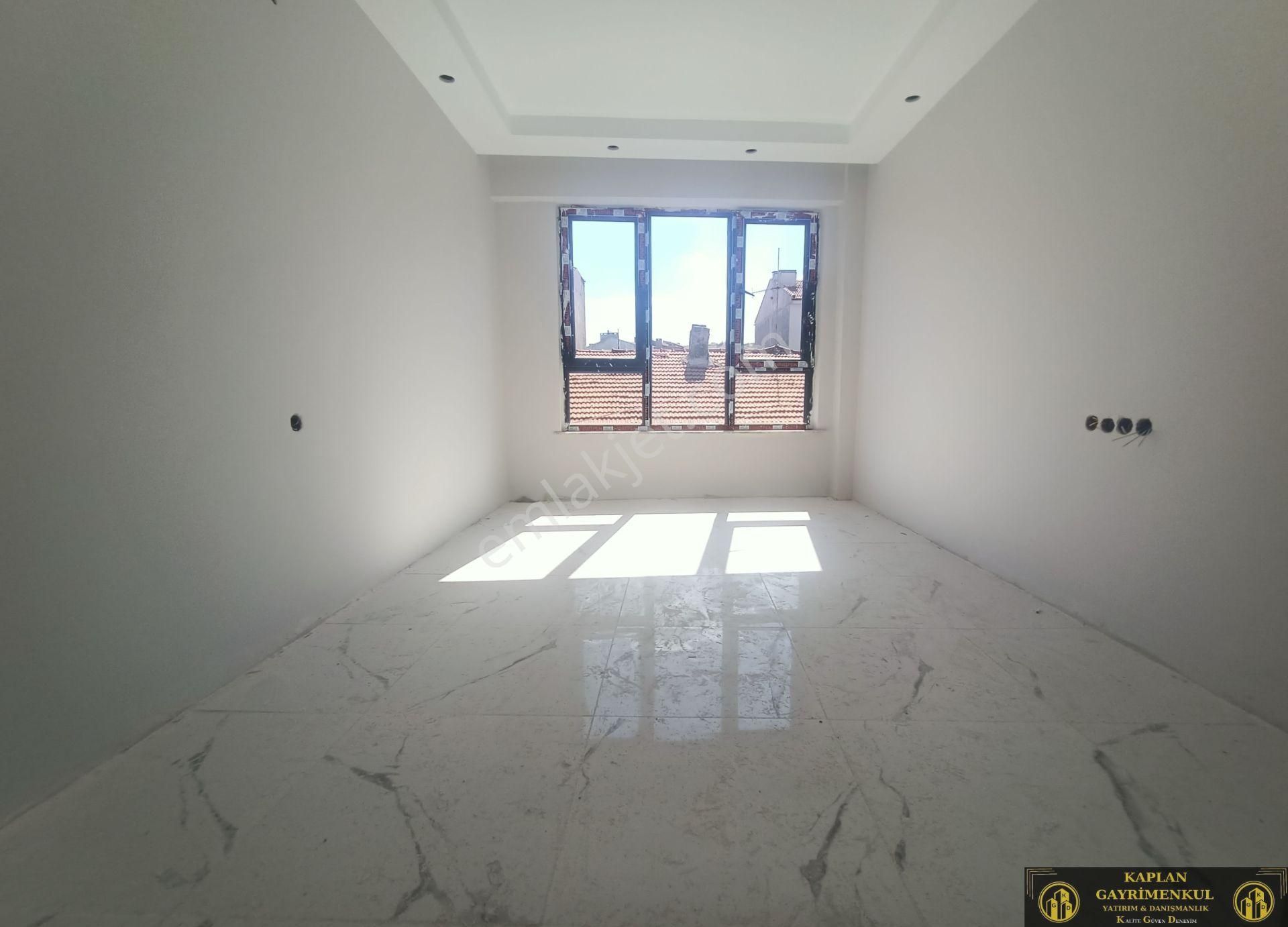🏡 Kaplan Gayrimenkul’den Emek Mah Ziya Gökalp Cad Yakını 2+0 63 M² Satılık Daire