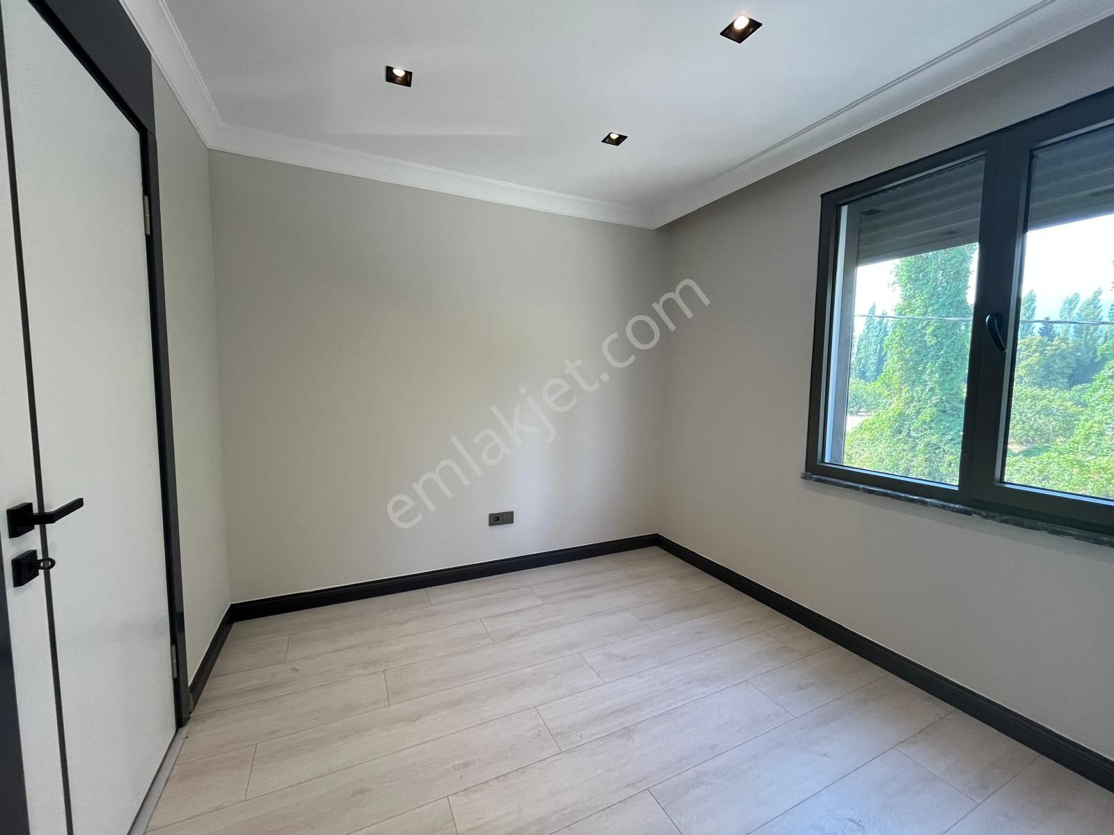 Ankara Emlak' Tan Akçay Da Modern Tasarım Satılık 2+1 Daire - Görsel 22