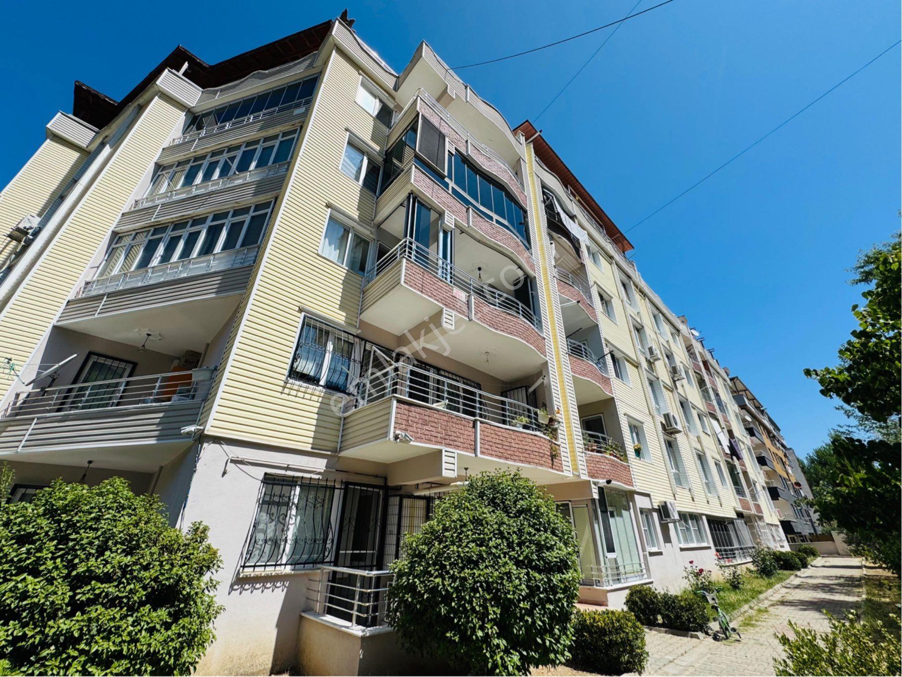 Uncubozköy Mahallesinde 3+1 Yer Altı Otoparklı Geniş Ara Kat - Görsel 27