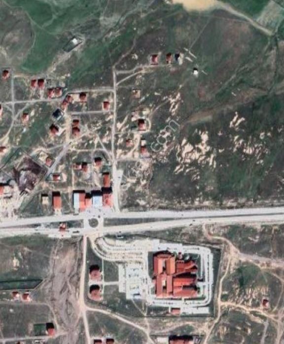 Hastahane Karşısında Satılık Arsalar