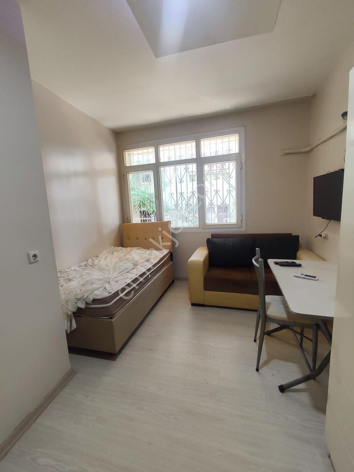 Seyhan Yeşilyurt Duygu Kafeye Yürüme Mesafesinde 1+0 Eşyalı Kiralık