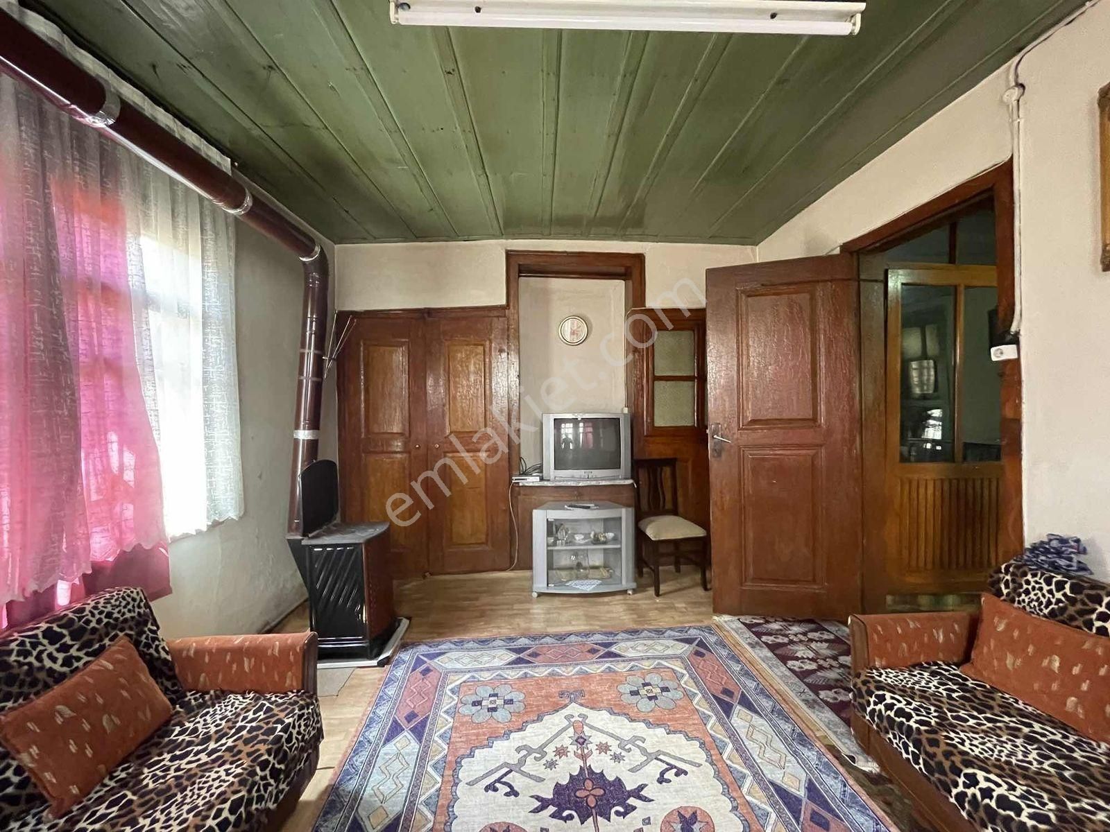 Bursa Tuzpazarında Satılık 118 Yıllık Tarihi Eser Ev - Görsel 12