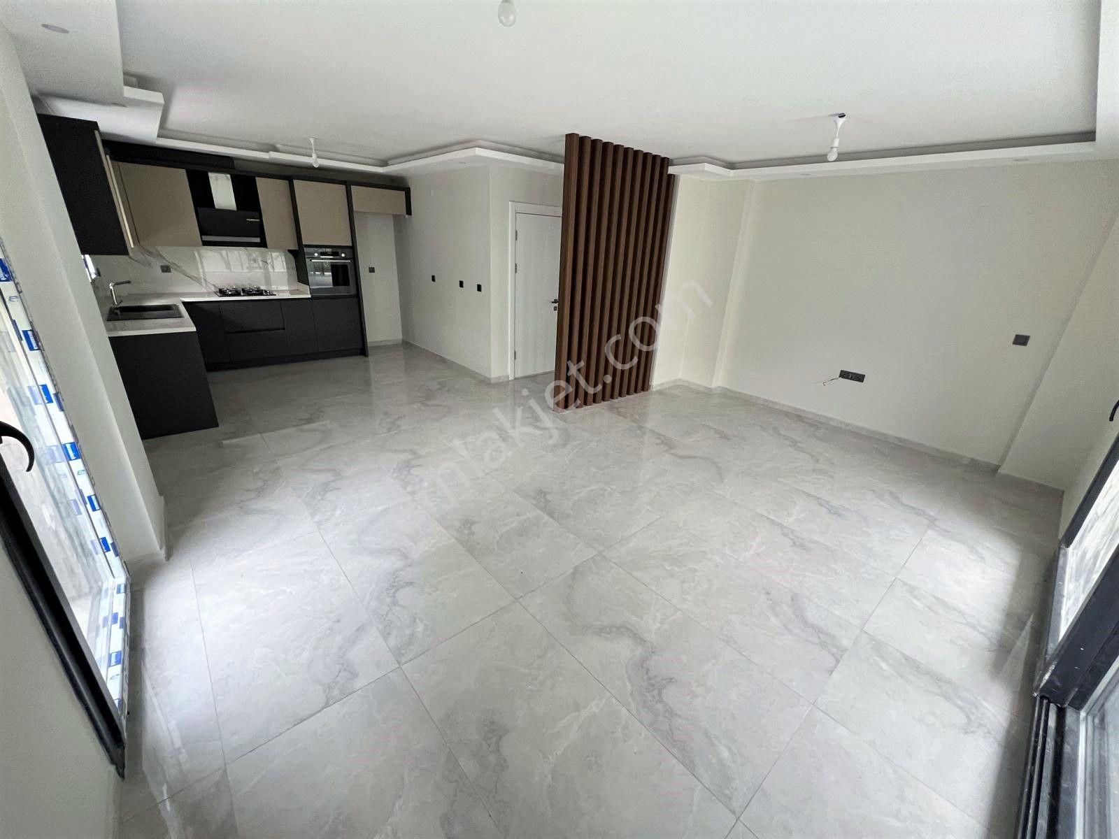 Aras Emlaktan Akçayda Denize 200 Metre 3+1 Tripleks Villa - Görsel 9