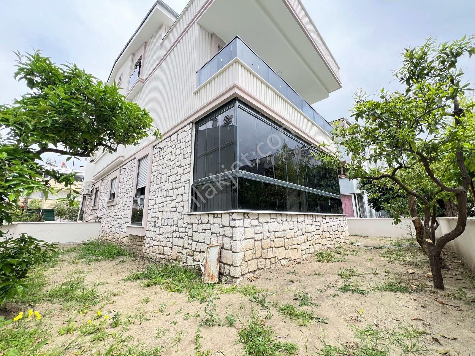 Aras Emlaktan Akçayda Denize 200 Metre 3+1 Tripleks Villa - Görsel 3