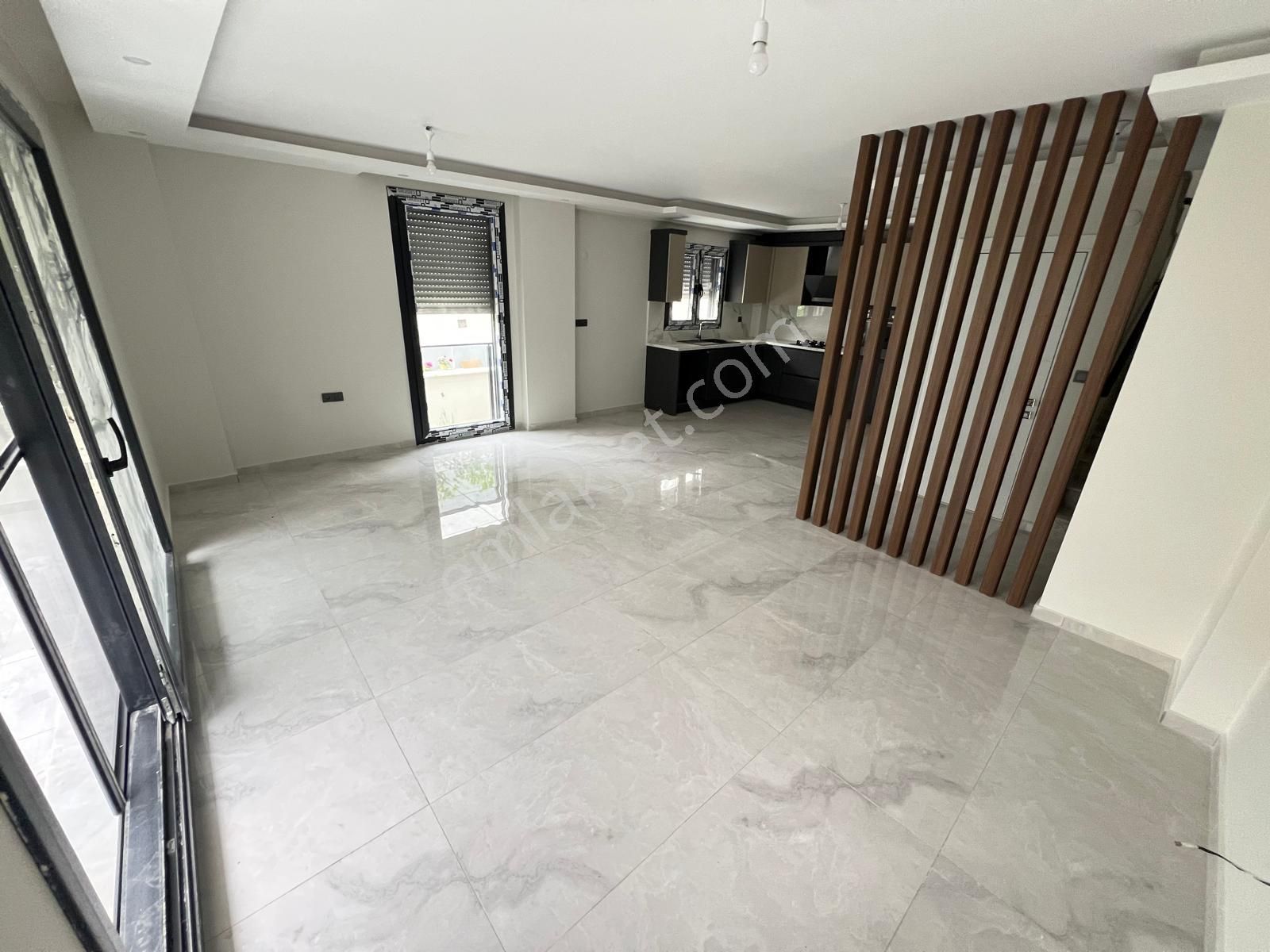 Aras Emlaktan Akçayda Denize 200 Metre 3+1 Tripleks Villa - Görsel 10