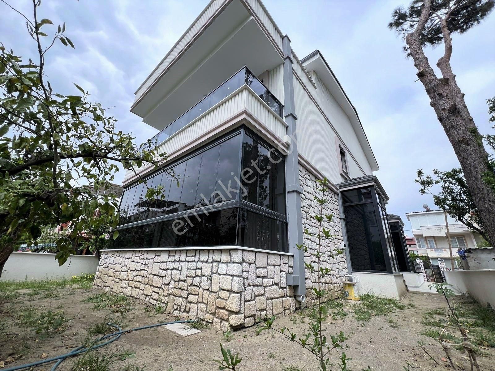 Aras Emlaktan Akçayda Denize 200 Metre 3+1 Tripleks Villa - Görsel 4