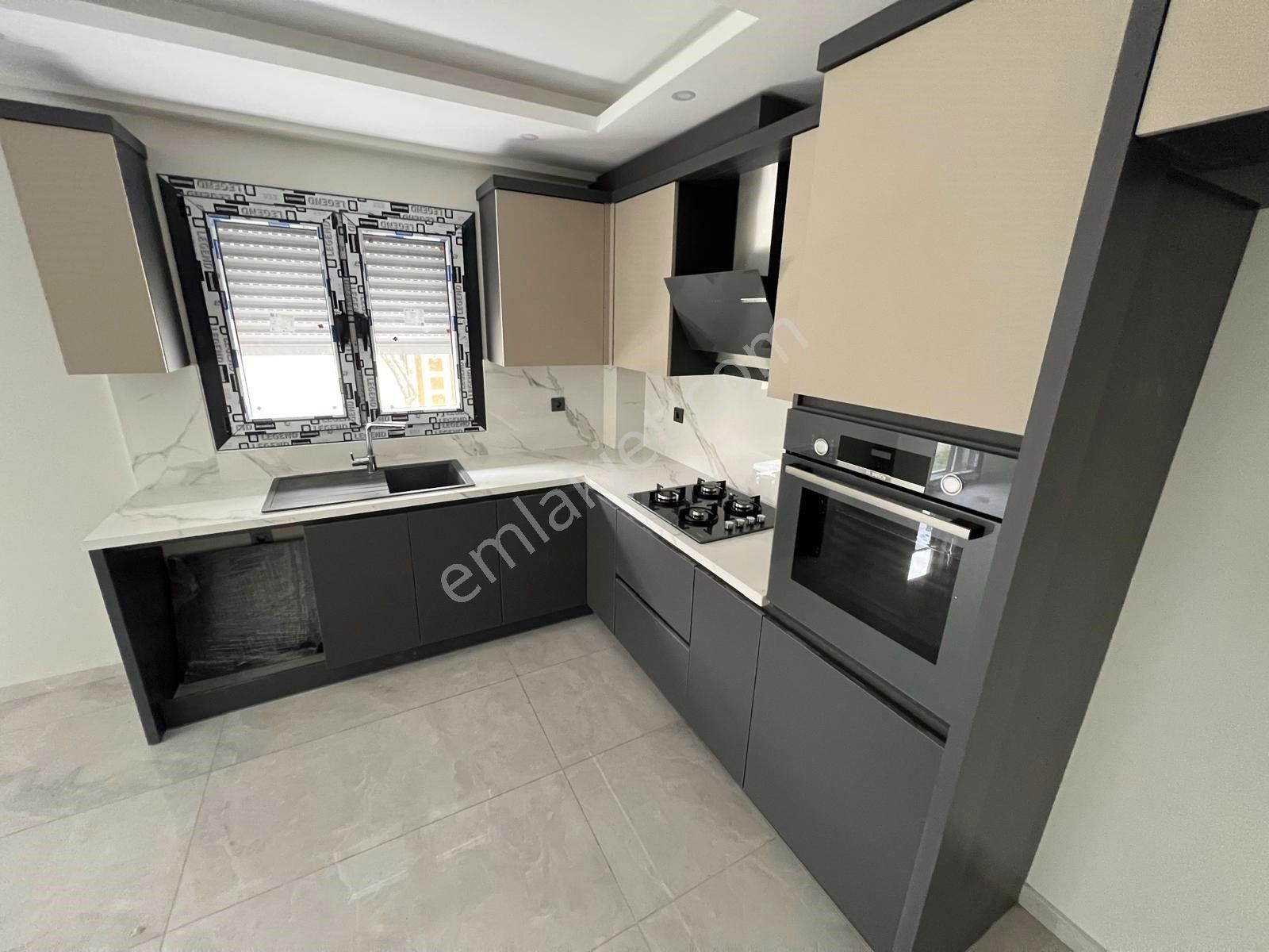 Aras Emlaktan Akçayda Denize 200 Metre 3+1 Tripleks Villa - Görsel 14