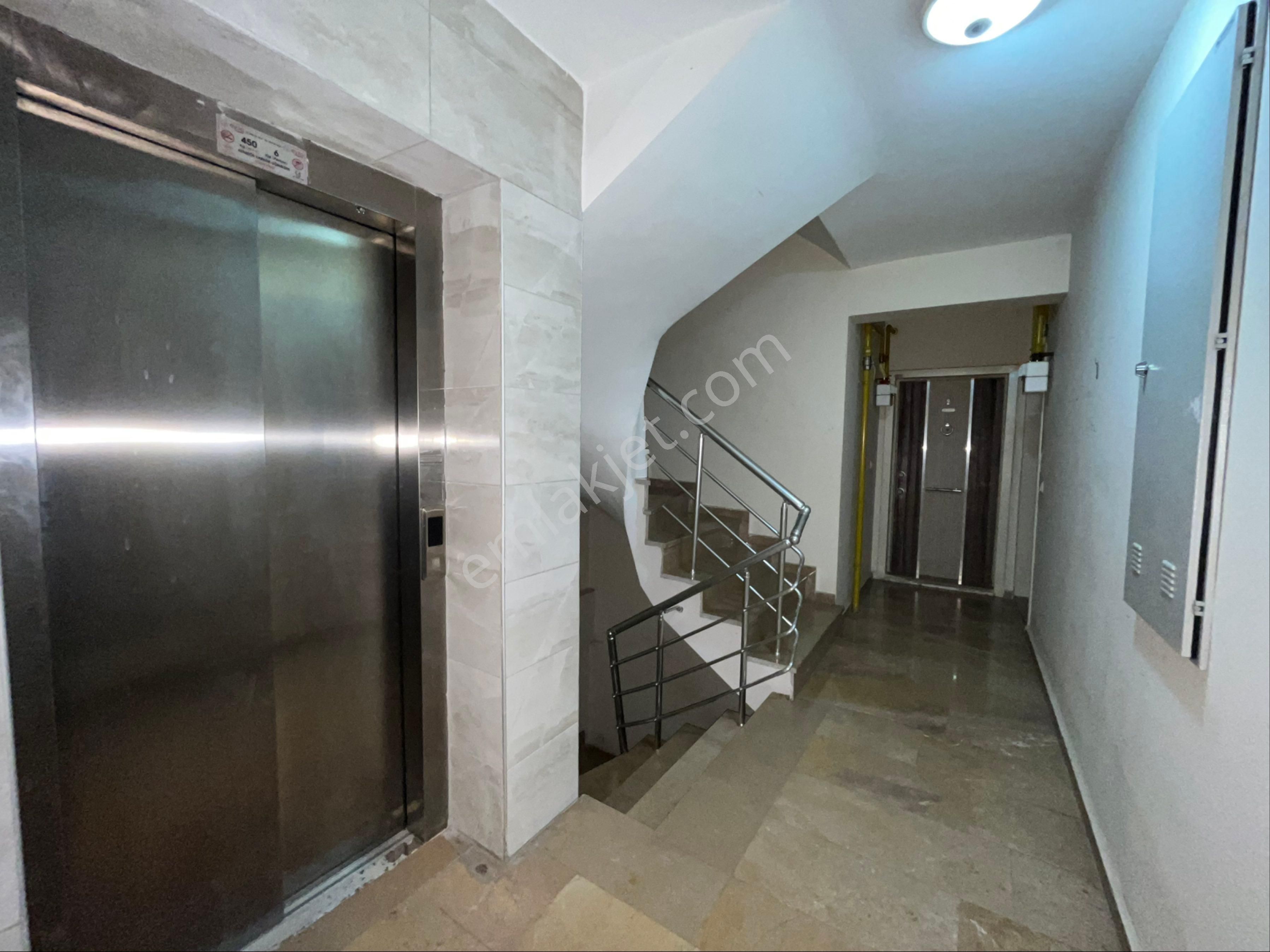 Esgyo'dan Adalarda, Porsuğa 1 Dk Yürüme Mesadesin De 1+1 Daire - Görsel 5