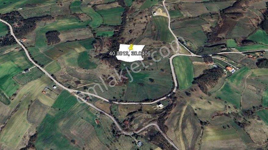 Nebihoca’da Resmi Yola 1 Parsel Yapı Yapılabilir 10.181 M2 Fırsat Arazi
