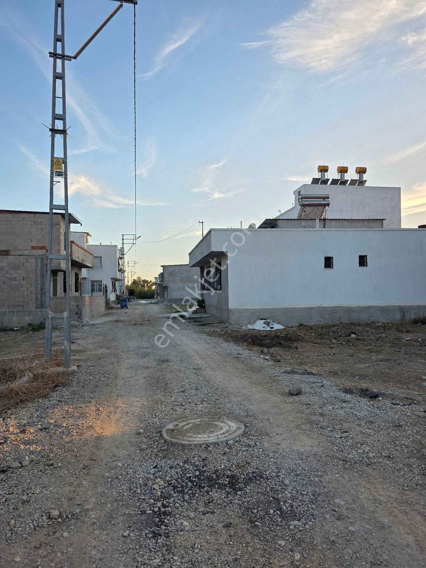 Akkapı Mahallesi Uçak Alanı Yeni Yerleşimde 157m2 Arsa - Görsel 3