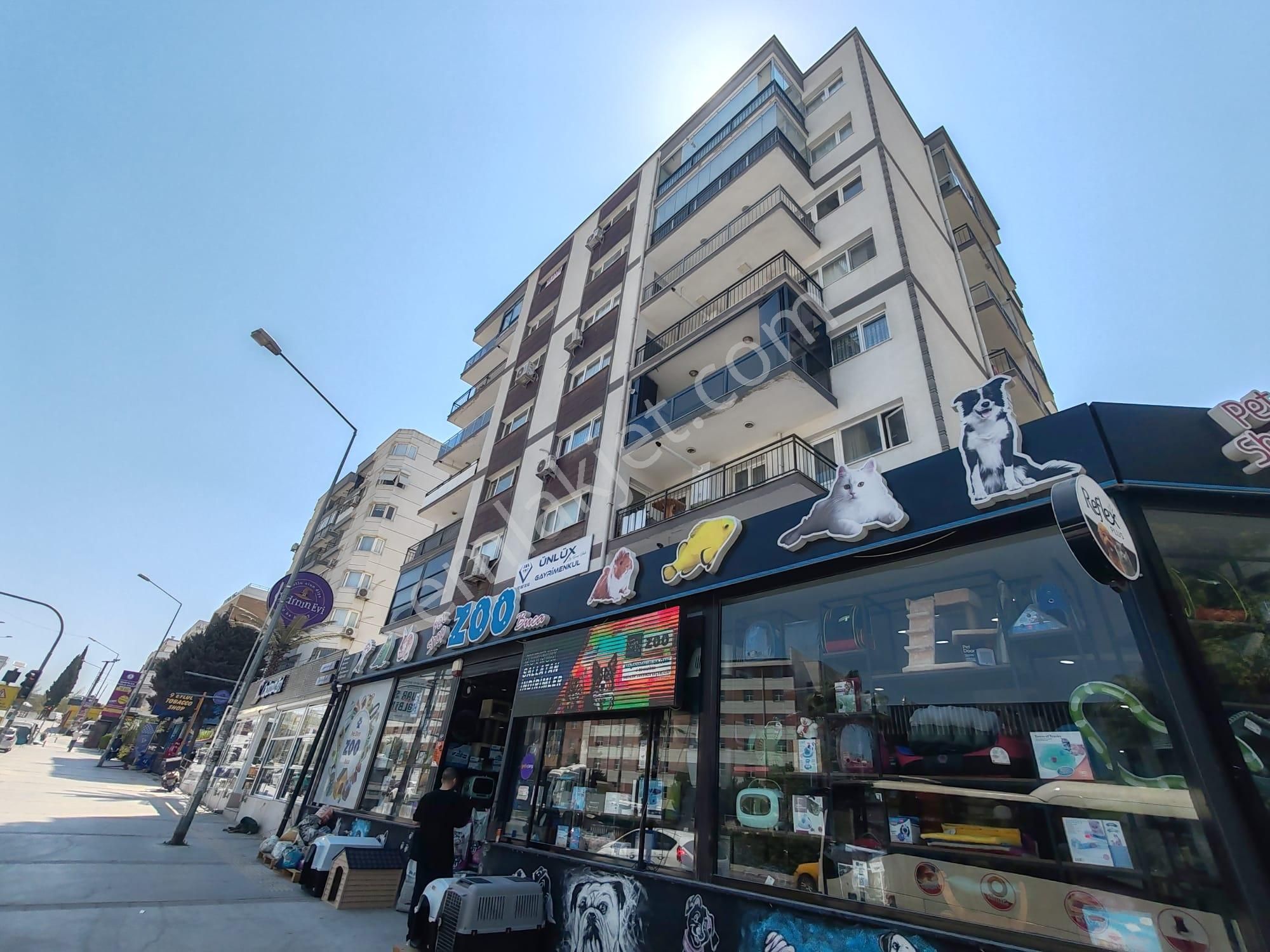 Buca Atatürk Mahallesi Ana Yol Üzerinde 3+1 Kiralık Daire