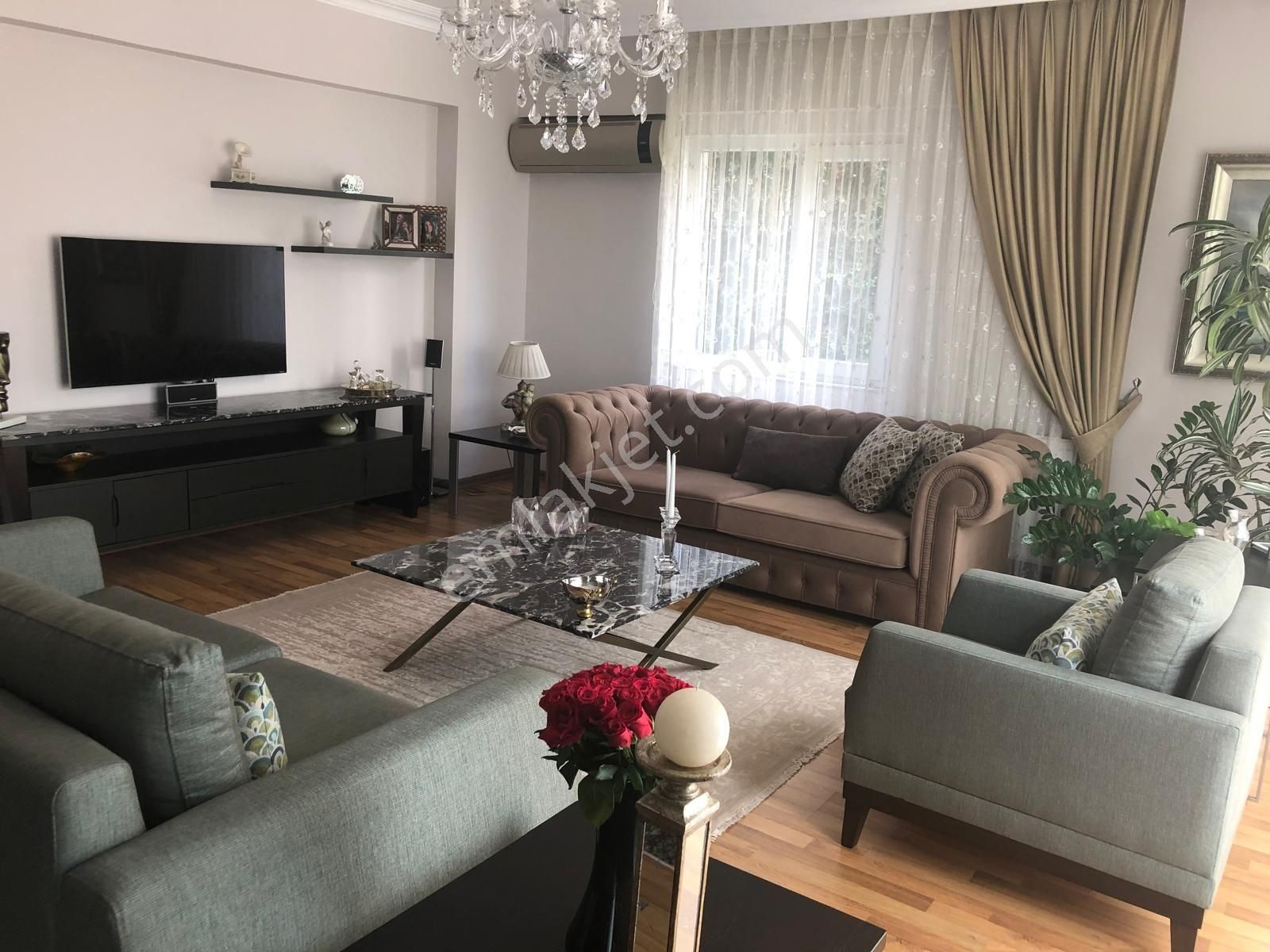 Ataşehir Finans Merkezinde Bahçeli Havuzlu Dubleks Daire - Görsel 9