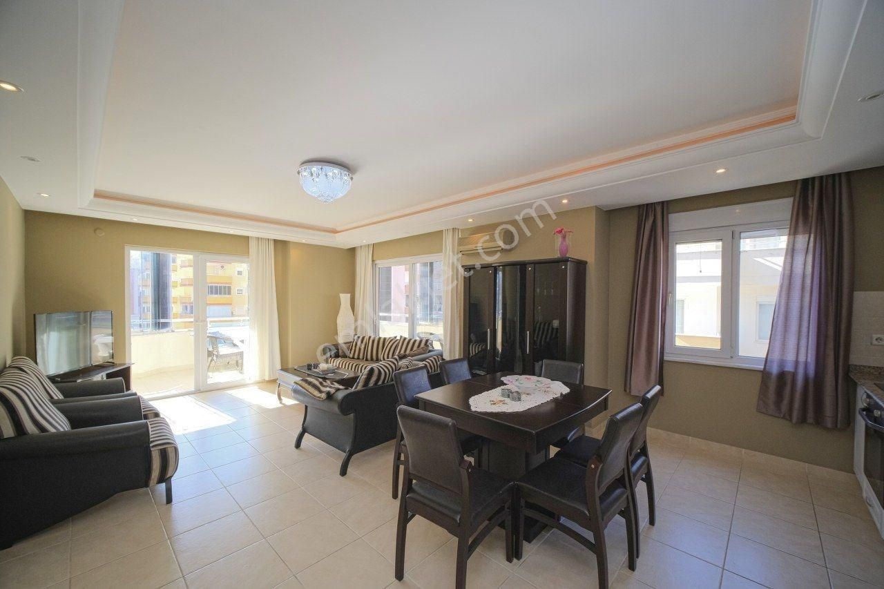 Alanya / Mahmutlar’da Denize Yürüme Mesafesinde 2+1 Full Eşyalı Daire!