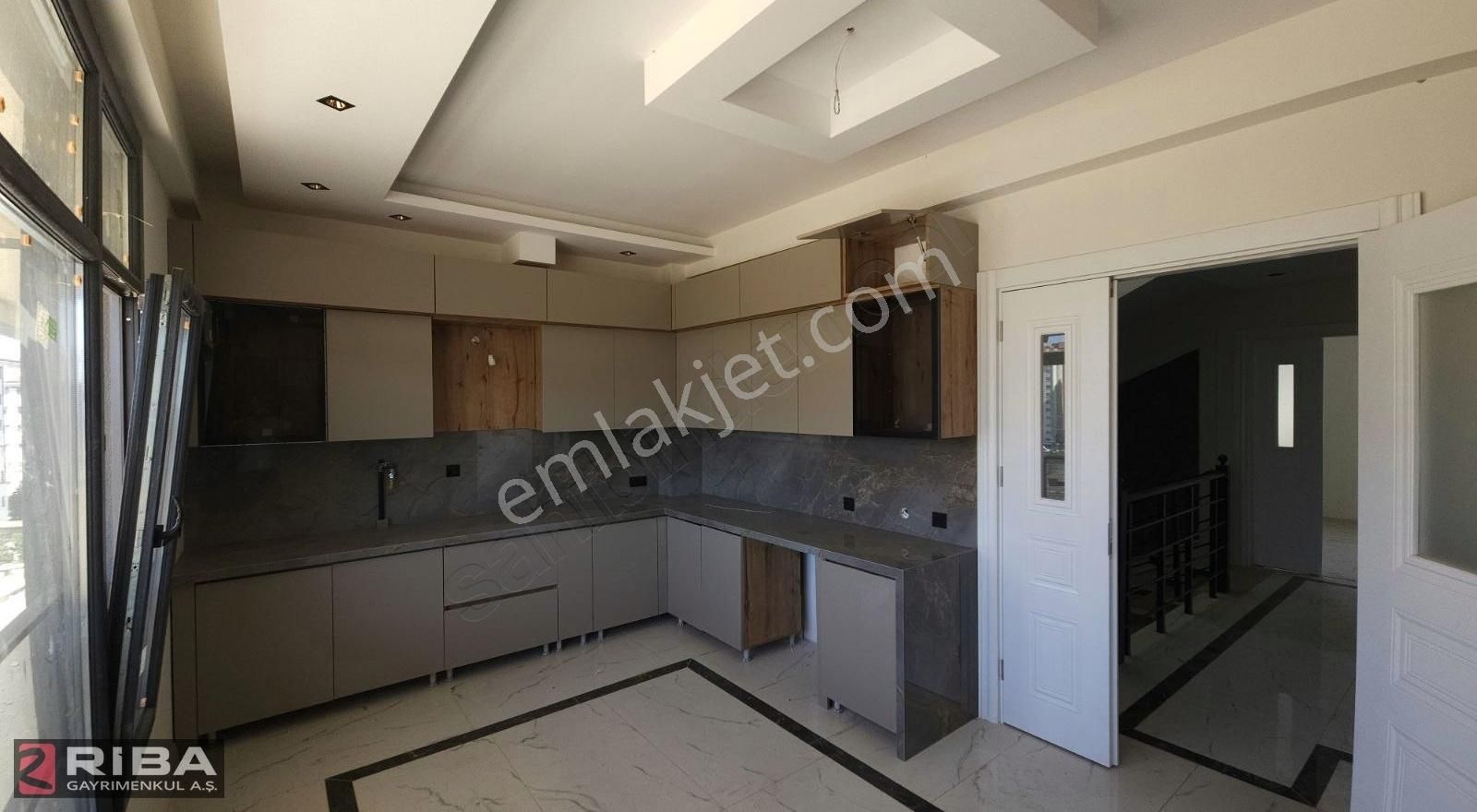 Genıs Ferah 3katlı Vılla - Görsel 19