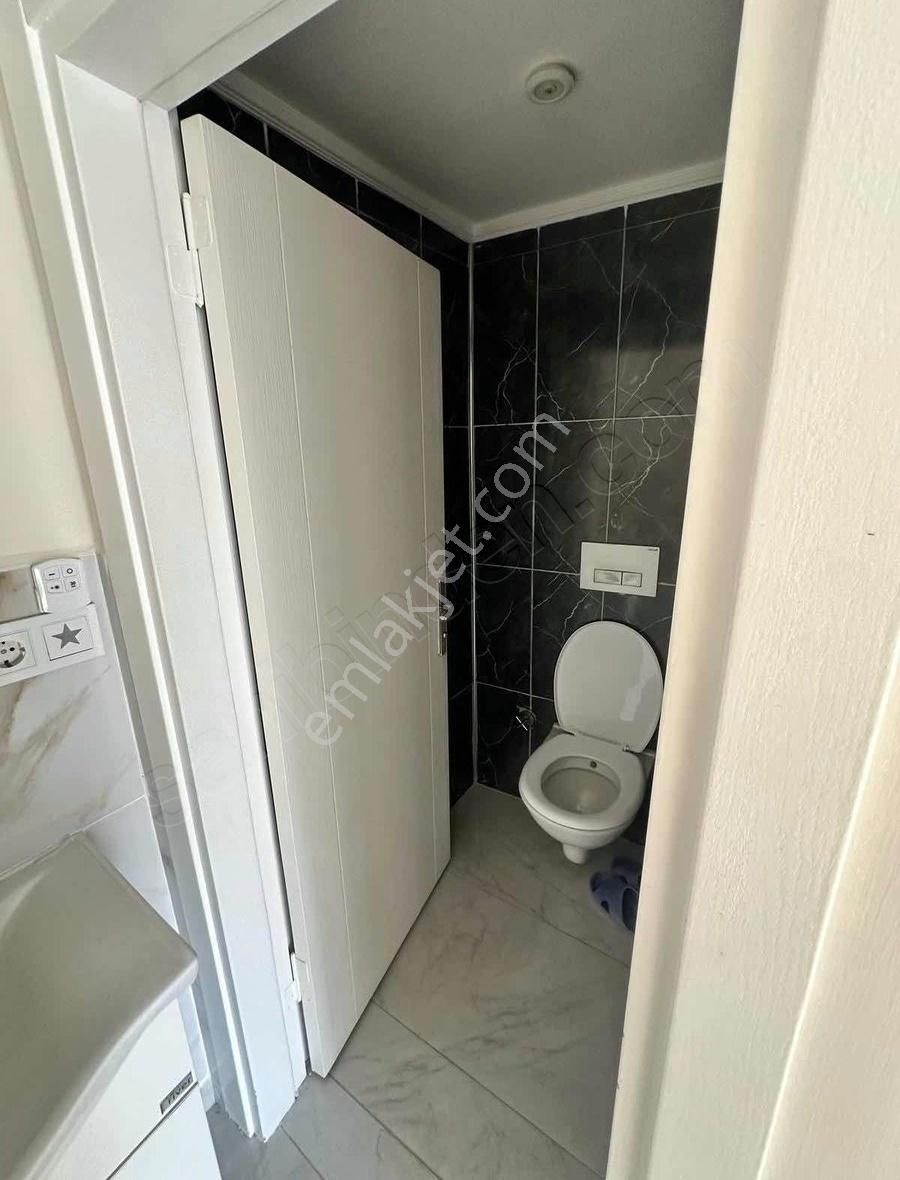 Kadıpaşa Mah Satılık 2+1 Ayrı Mutfak Daire Masrafsız İçi Yapılı