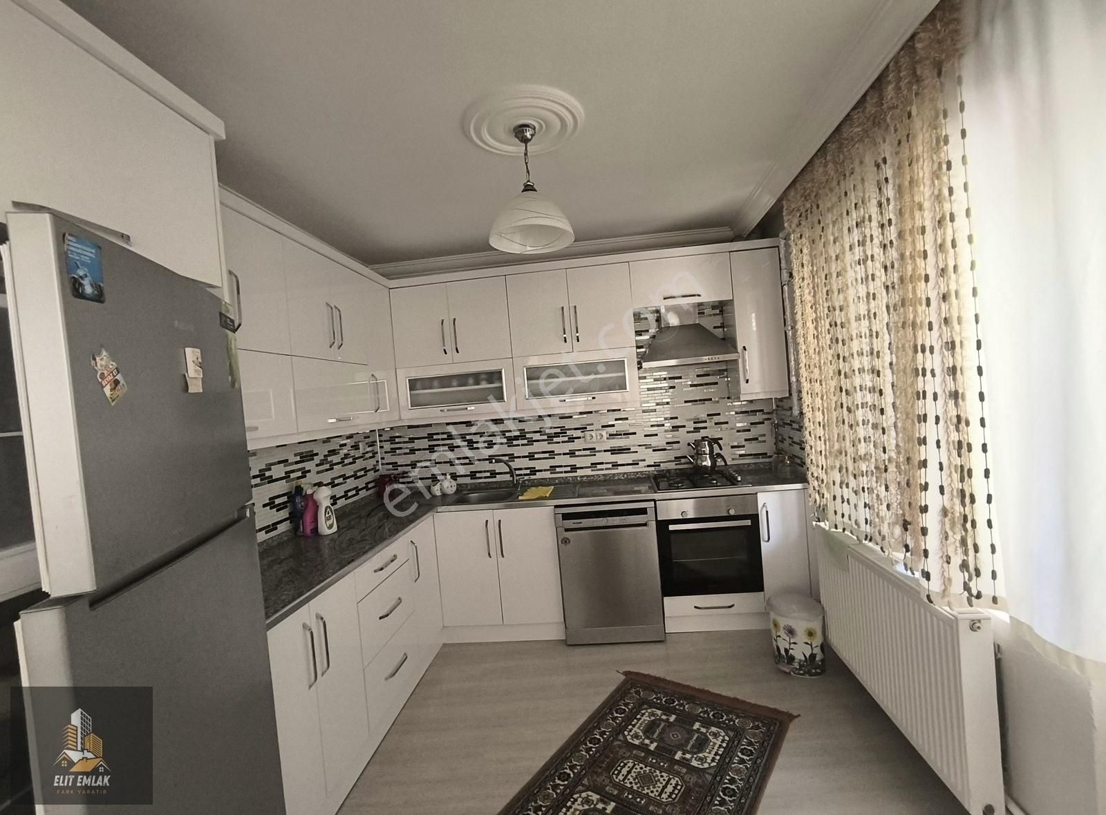 Elitemlaktan Reşatbey De 3+1 140 M2 Daire Yol Üzerinde - Görsel 3