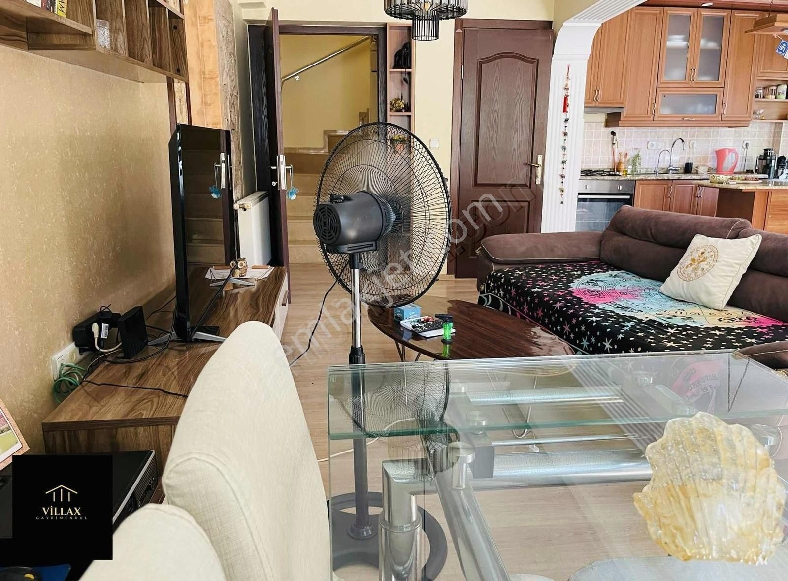 Villax Tan Yeni Foça Merkez Denize 150 M Satılık 3+1 Villa - Görsel 25