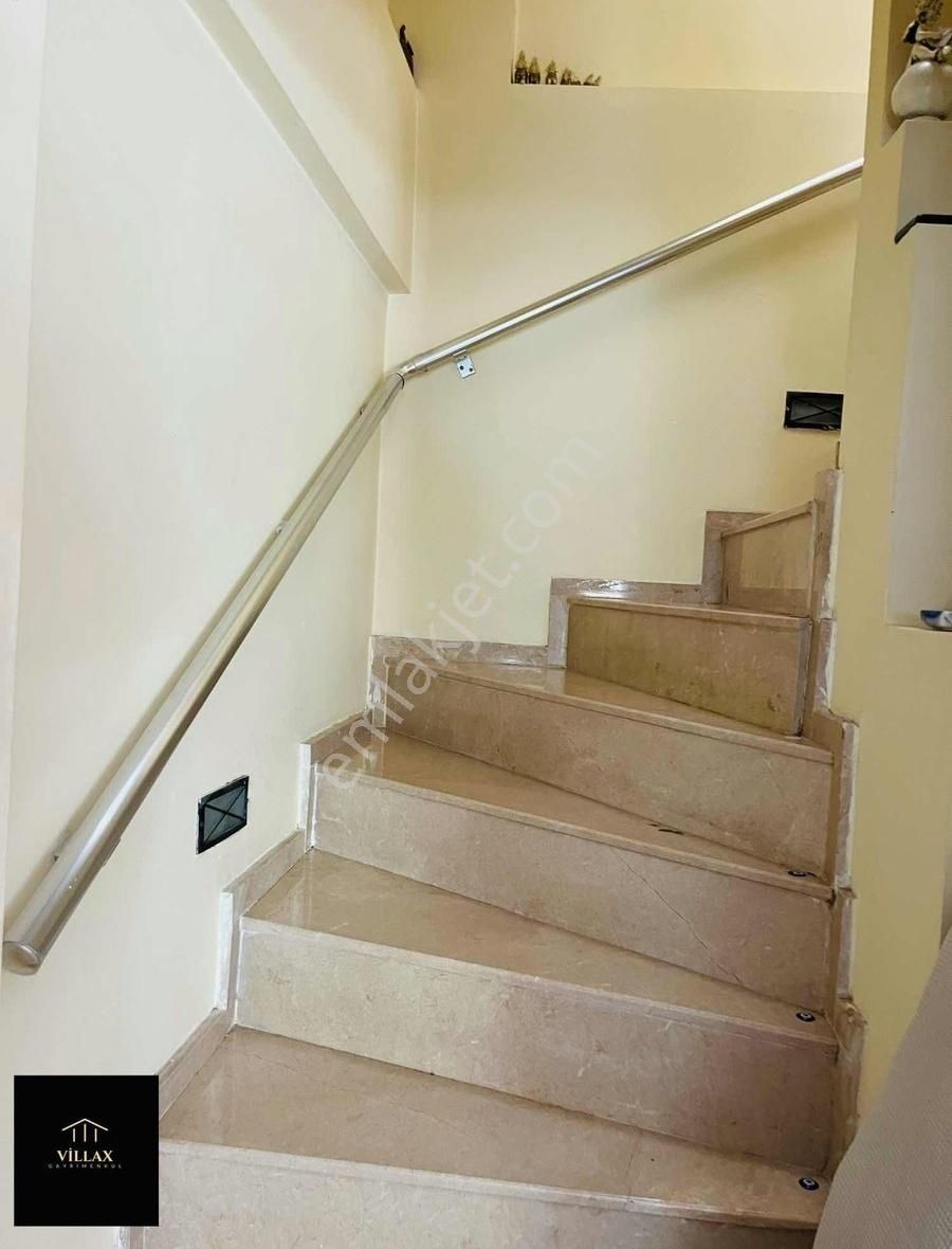 Villax Tan Yeni Foça Merkez Denize 150 M Satılık 3+1 Villa - Görsel 17