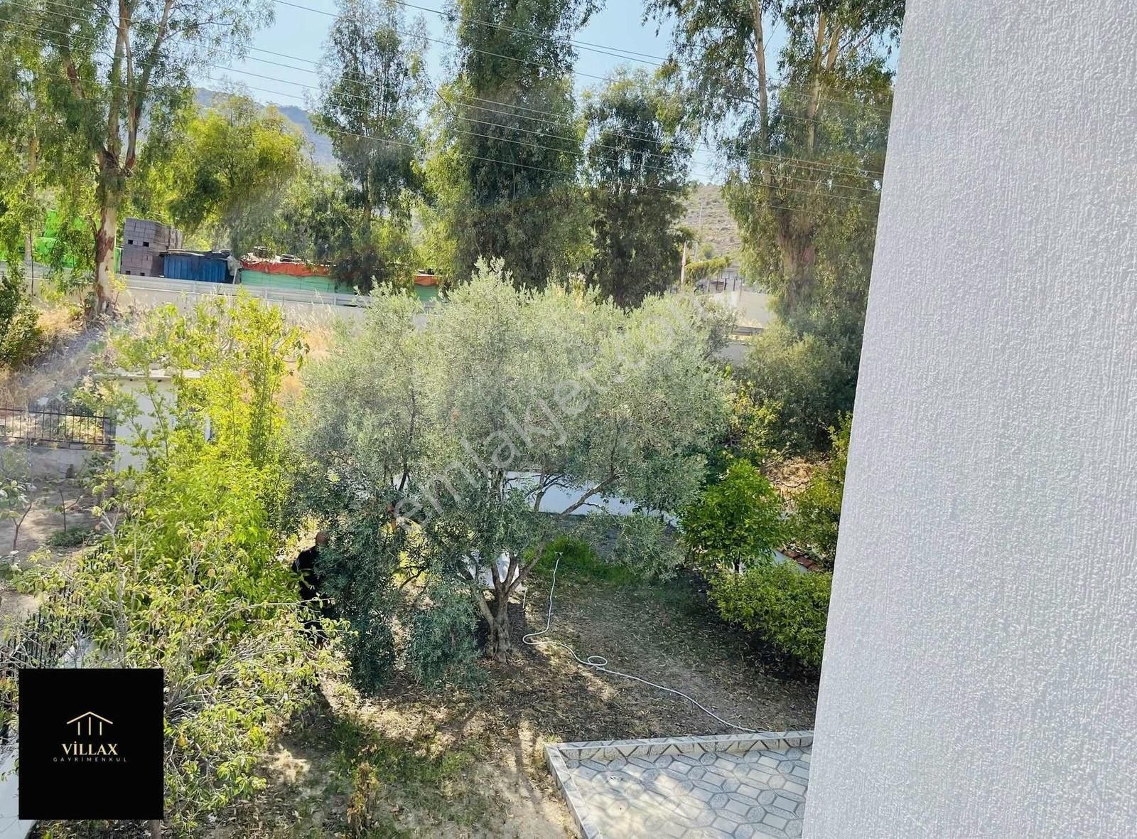 Villax Tan Yeni Foça Merkez Denize 150 M Satılık 3+1 Villa - Görsel 12