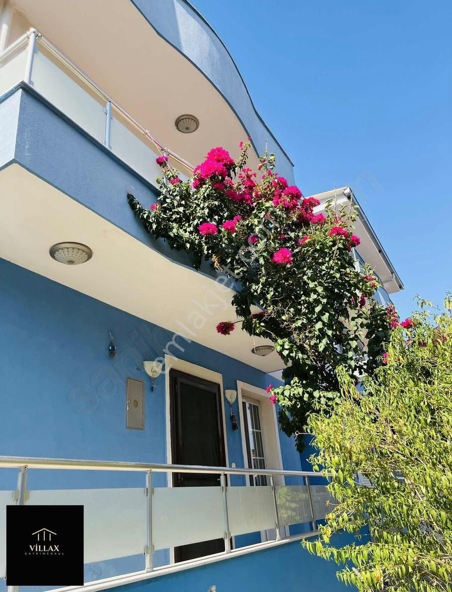 Villax Tan Yeni Foça Merkez Denize 150 M Satılık 3+1 Villa - Görsel 32