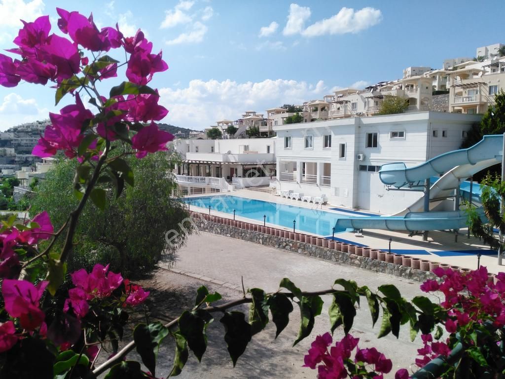 Tertemiz Bakımlı Ev Önü Açık Daire Yatırım Fırsatını Kaçırmayın Özel Plaj Ve Servisi Var İngilizden - Görsel 32