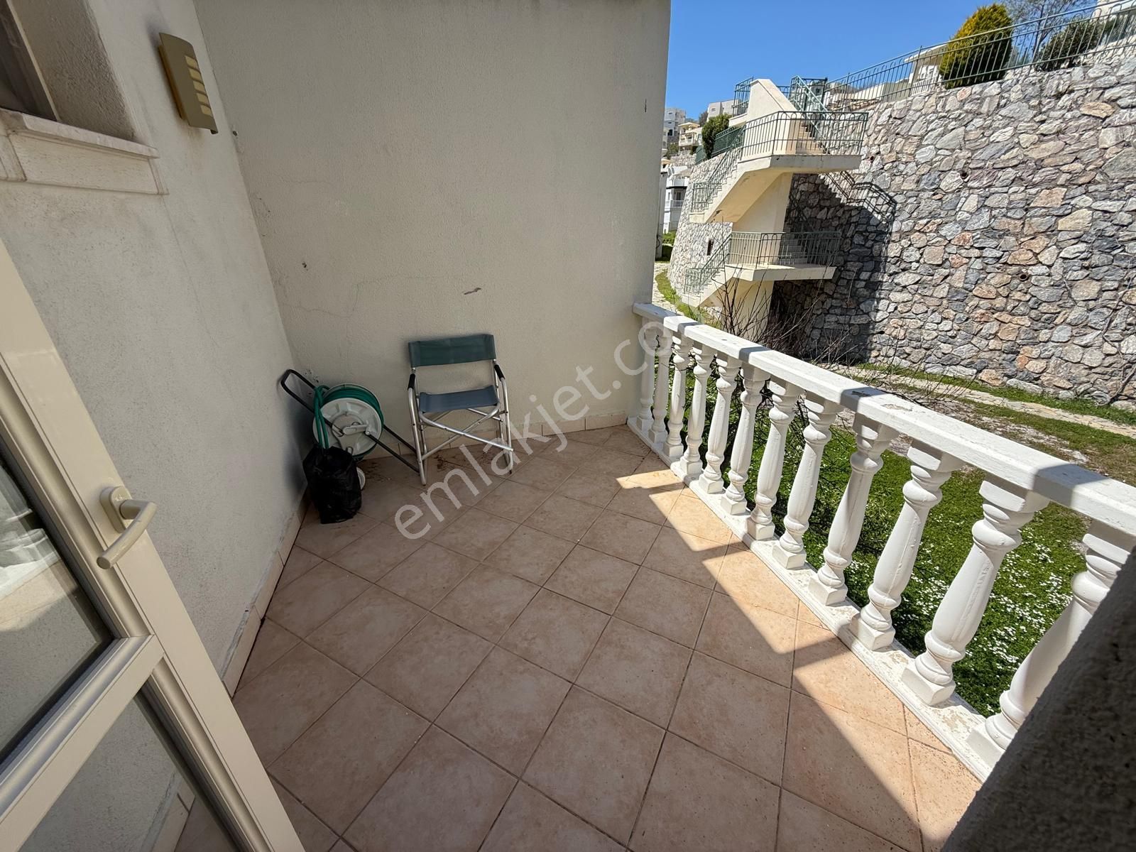 Tertemiz Bakımlı Ev Önü Açık Daire Yatırım Fırsatını Kaçırmayın Özel Plaj Ve Servisi Var İngilizden - Görsel 23