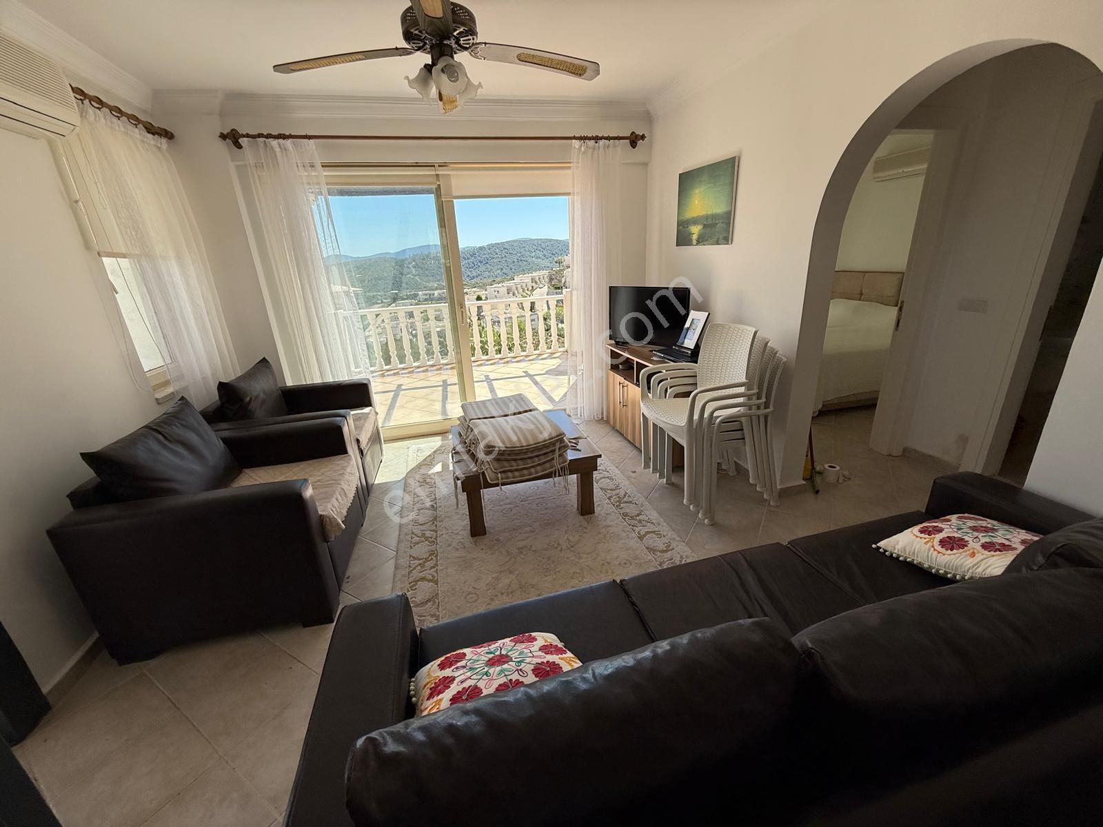 Tertemiz Bakımlı Ev Önü Açık Daire Yatırım Fırsatını Kaçırmayın Özel Plaj Ve Servisi Var İngilizden - Görsel 13