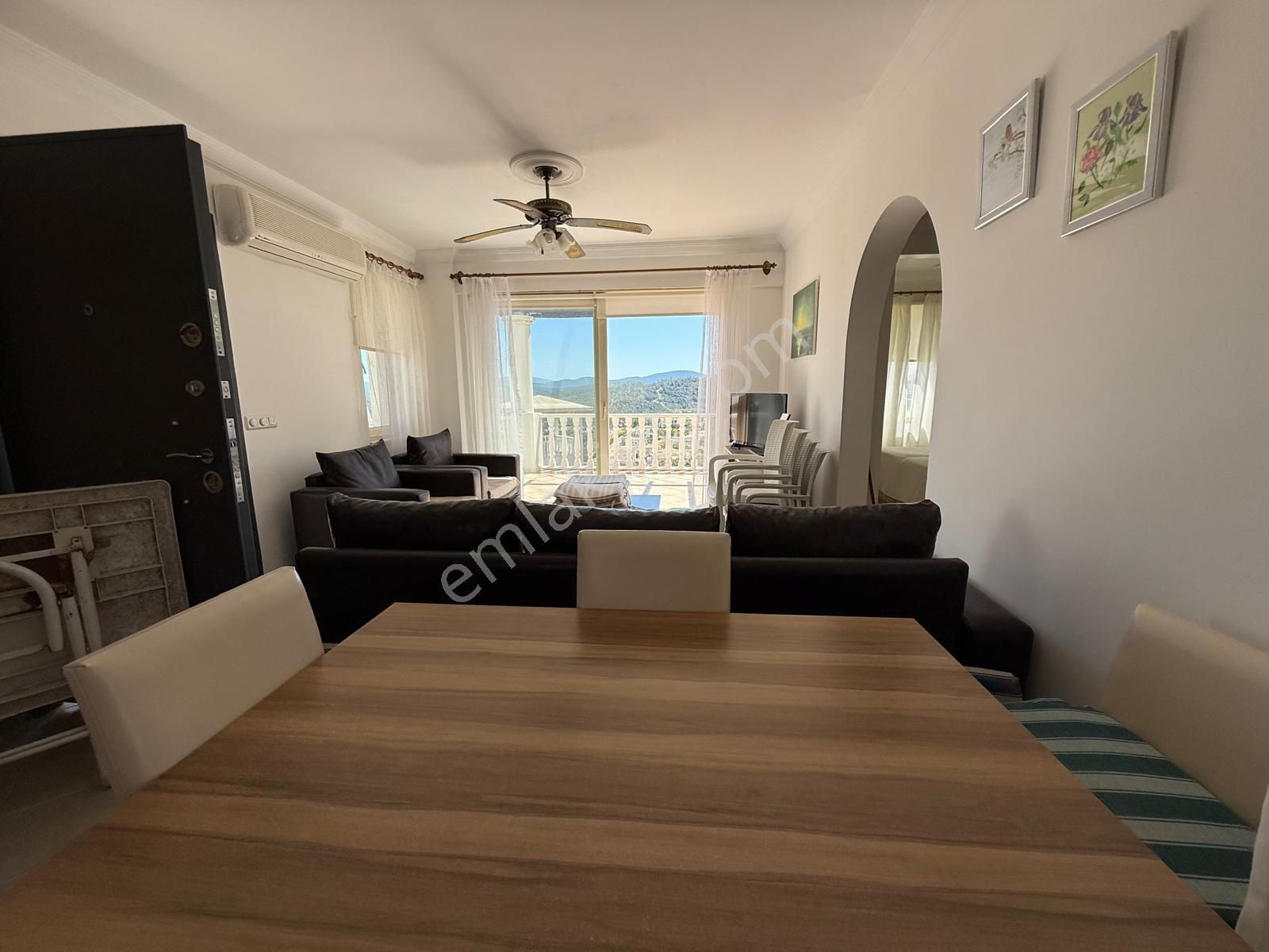 Tertemiz Bakımlı Ev Önü Açık Daire Yatırım Fırsatını Kaçırmayın Özel Plaj Ve Servisi Var İngilizden - Görsel 14