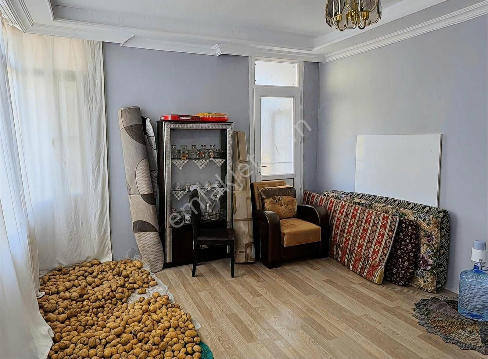 Dostlardan Lise Yakını Satılık Daire - Görsel 2