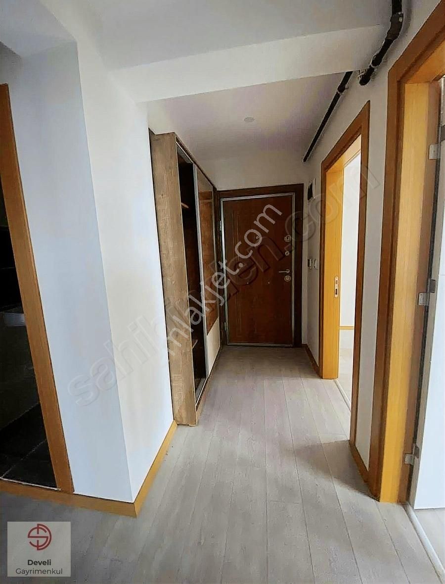 Cumhuriyet Parkına Cephe Sıfır 3+1!!!