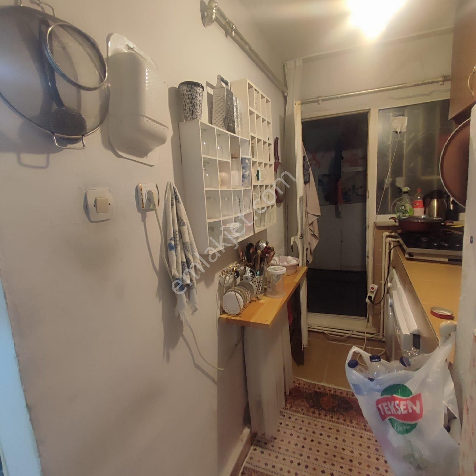 Yedikule 'de Çok Merkezi Daire Ve Dükkan Birlikte Satılıktır - Görsel 14