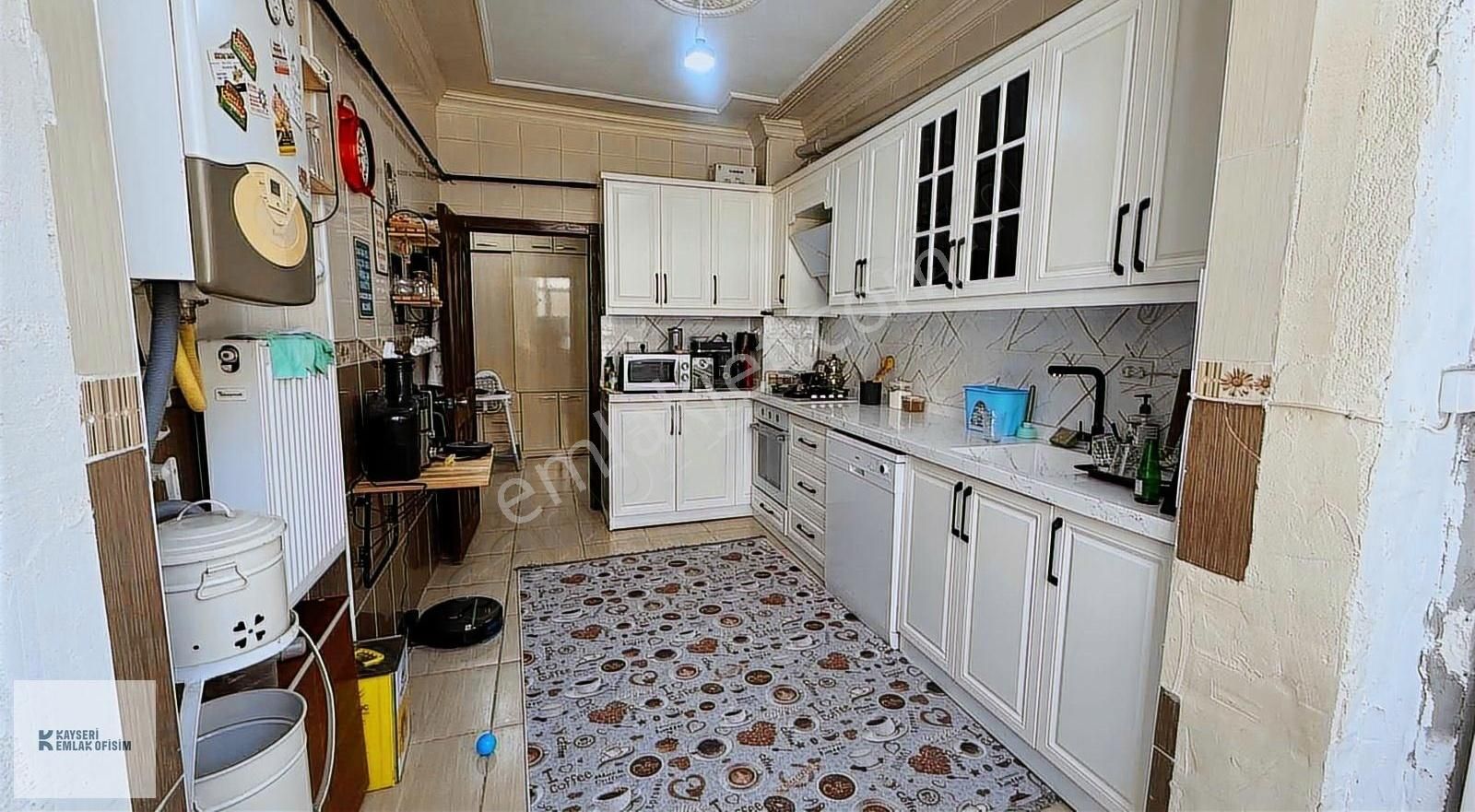 Emlak Ofisimden / Keykubat Mah. 4+1 Dubleks Daire - Görsel 2