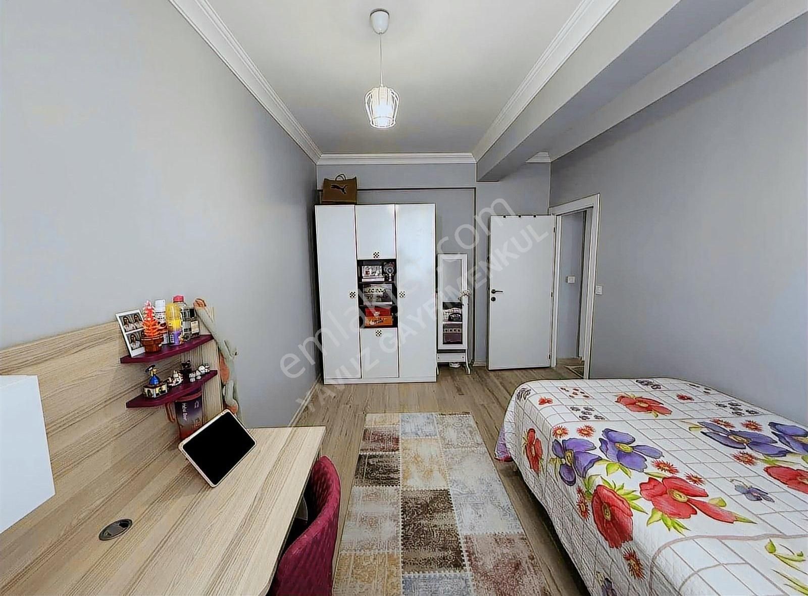 Şinasi Dural Cad.üzerinde 160 M2 Lik Yeni Dubleks Daire - Görsel 22